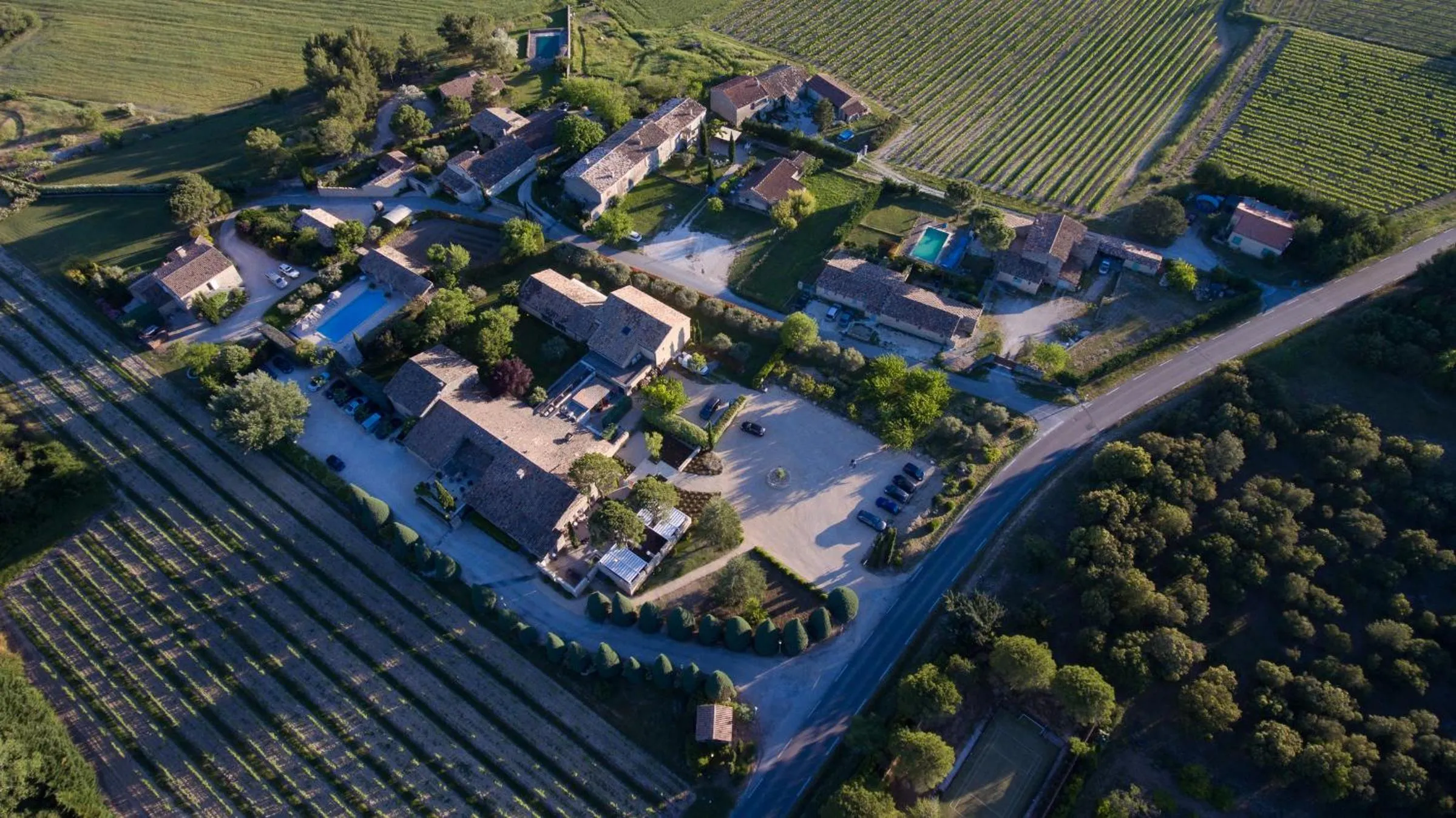 Bird's eye view in Hôtel Carcarille Restaurant Le C