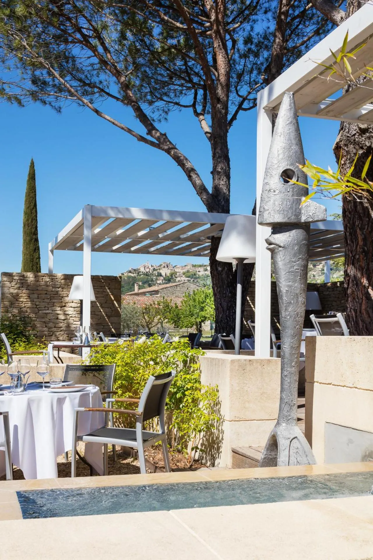 Patio in Hôtel Carcarille Restaurant Le C