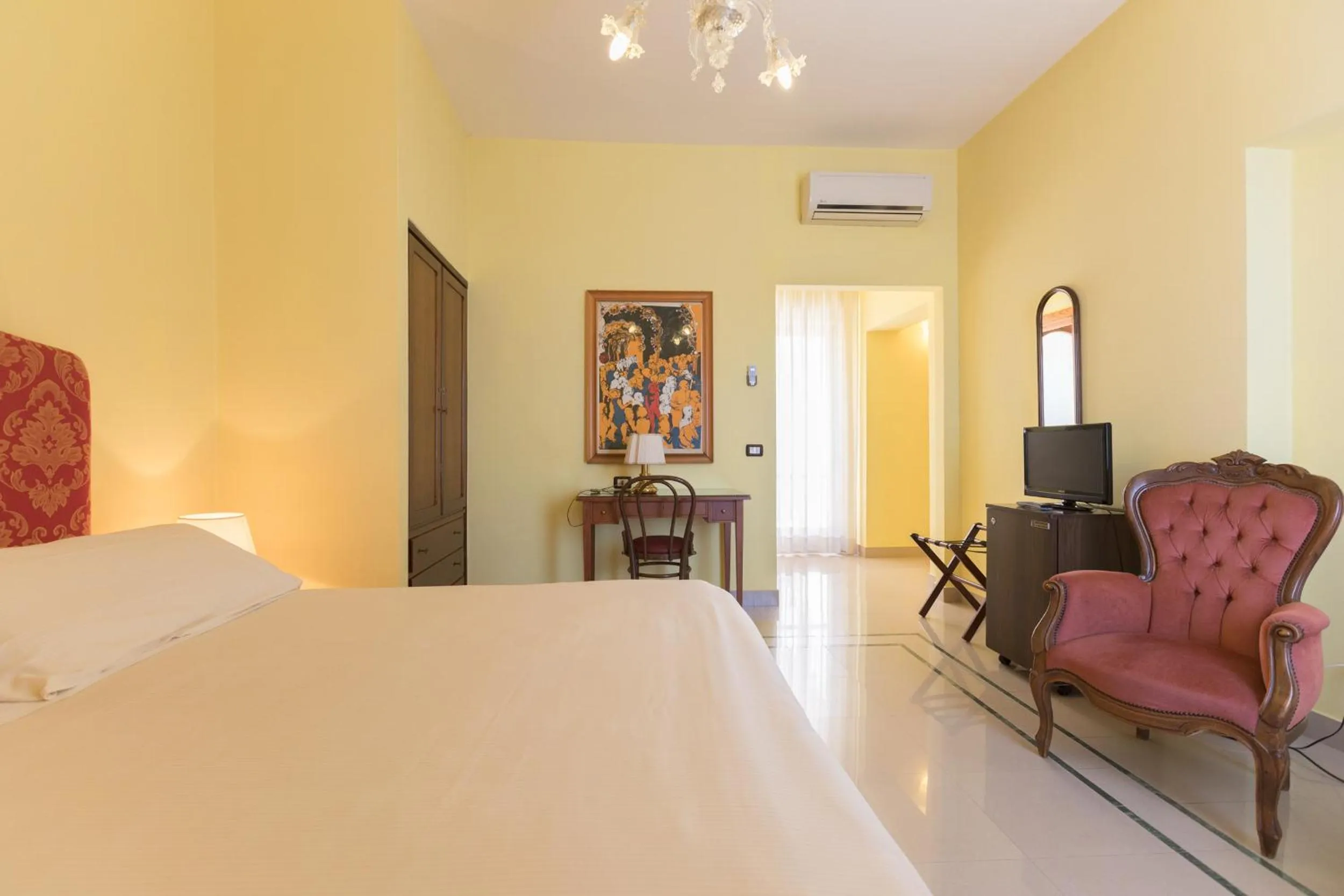 Photo of the whole room, Bed in Masseria Sant'Anna