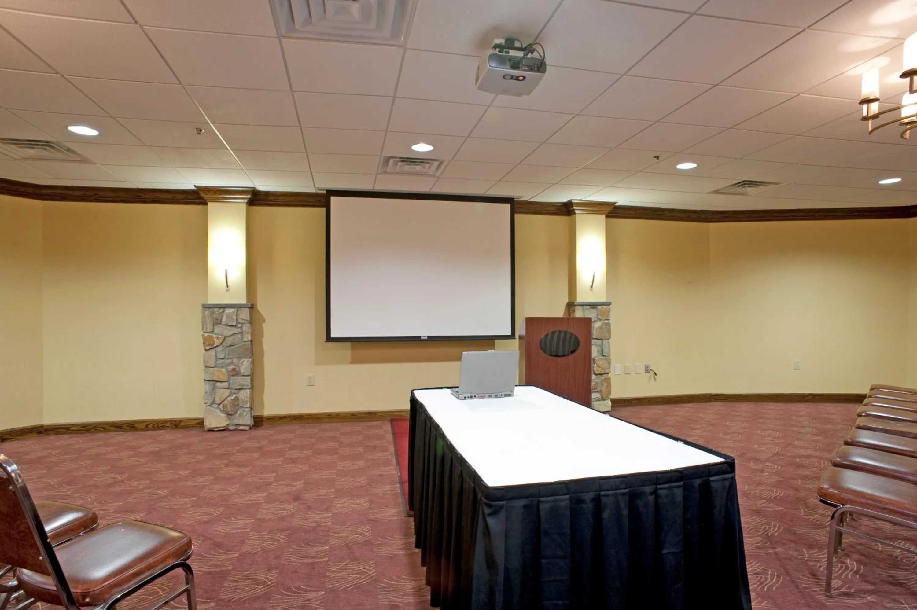 Business facilities in Chester Hotel and Conference Center