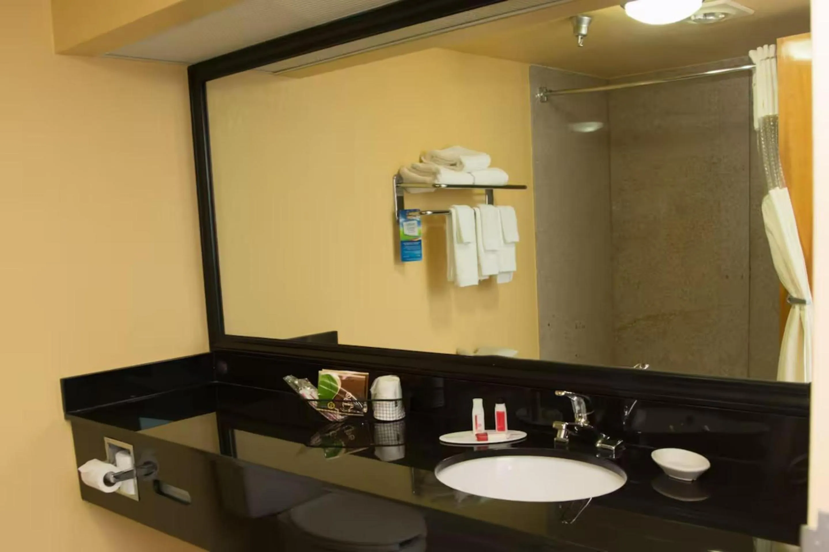 Bathroom in Townhouse Fort Walton Beach Hurlburt Field