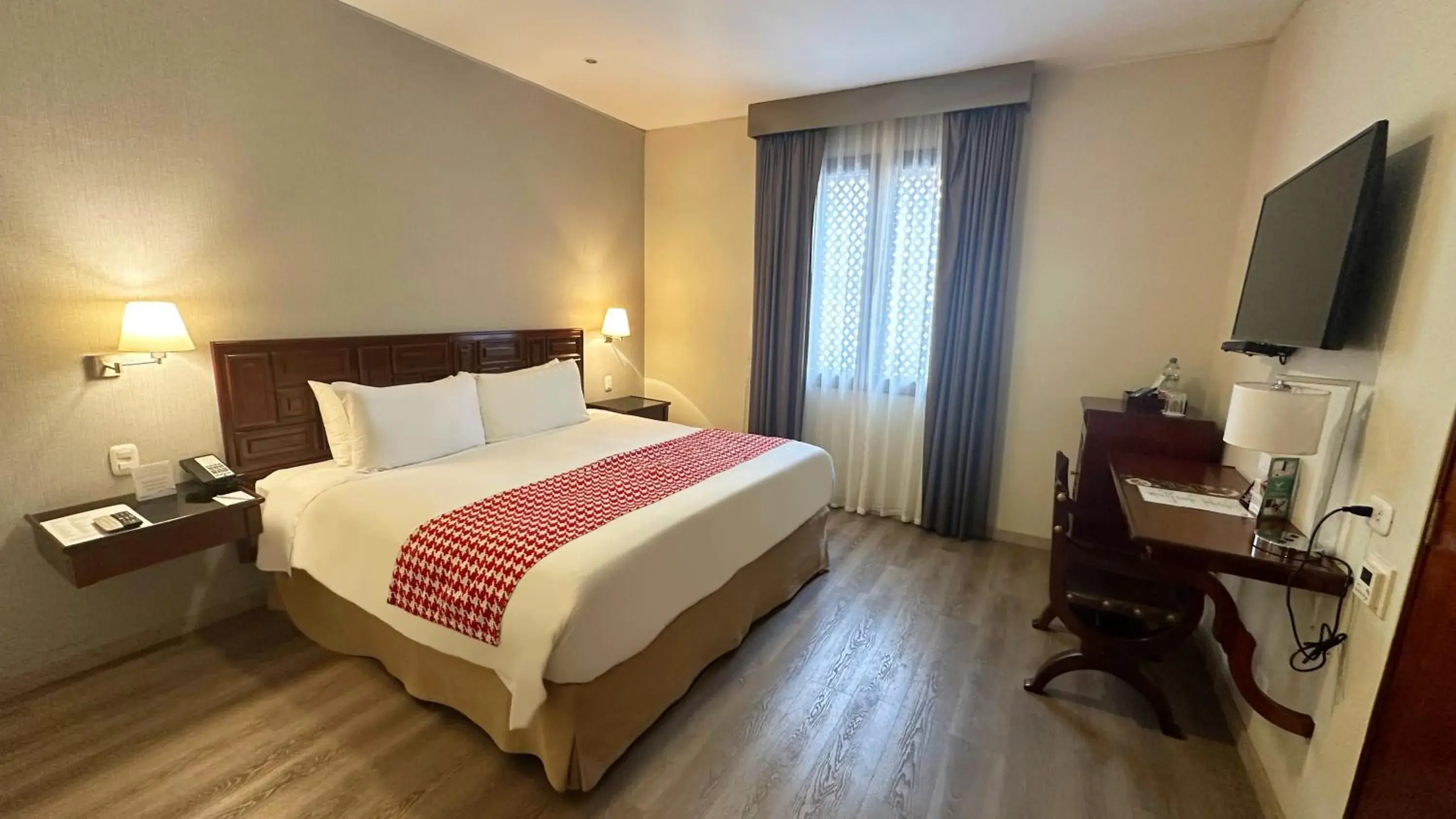 Double Room - single occupancy - Disability Access in Costa del Sol Trujillo Centro Double Room - single occupancy - Disability Access in Costa del Sol Trujillo Centro