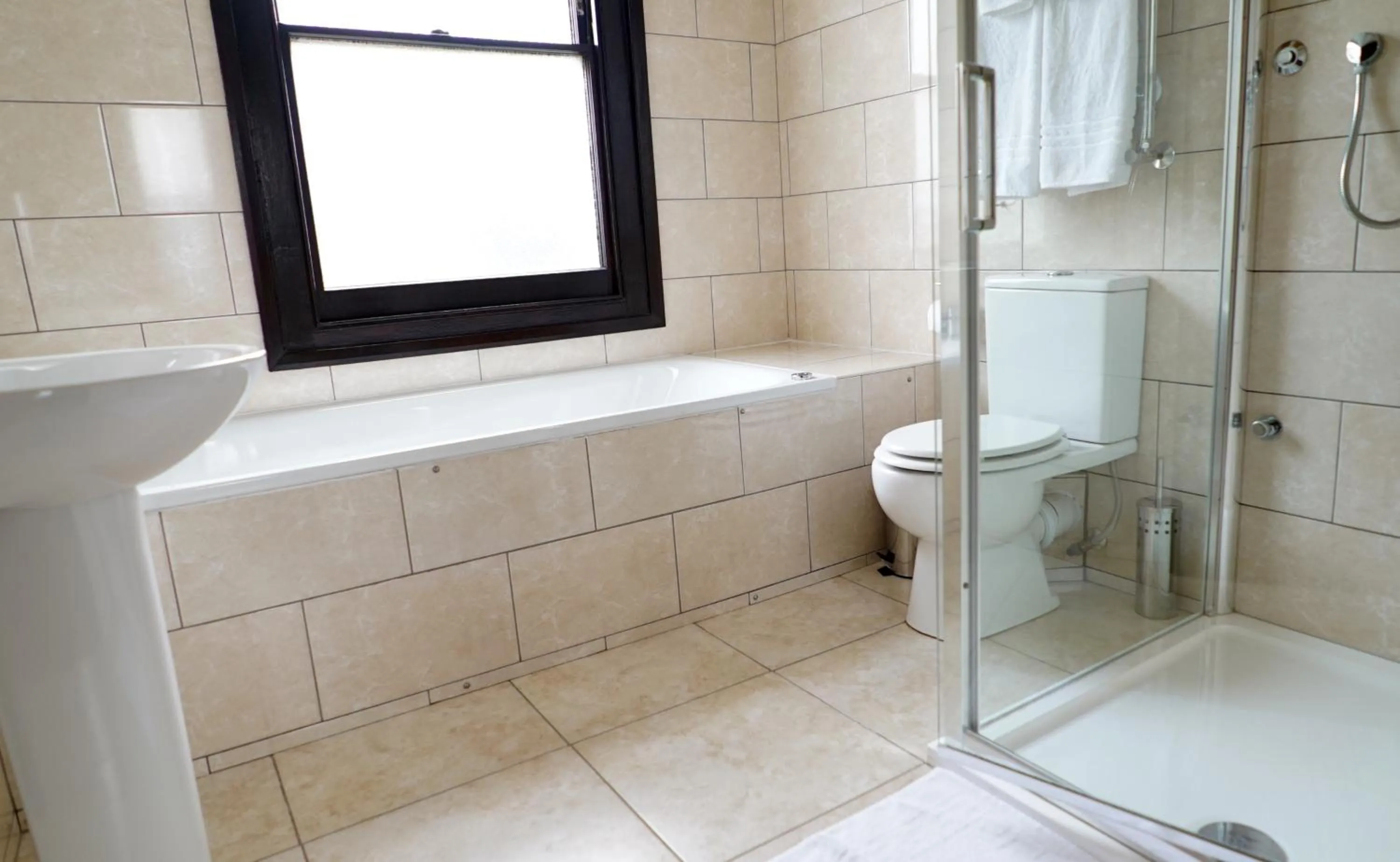 Shower in La Gaffe - Bed and Breakfast