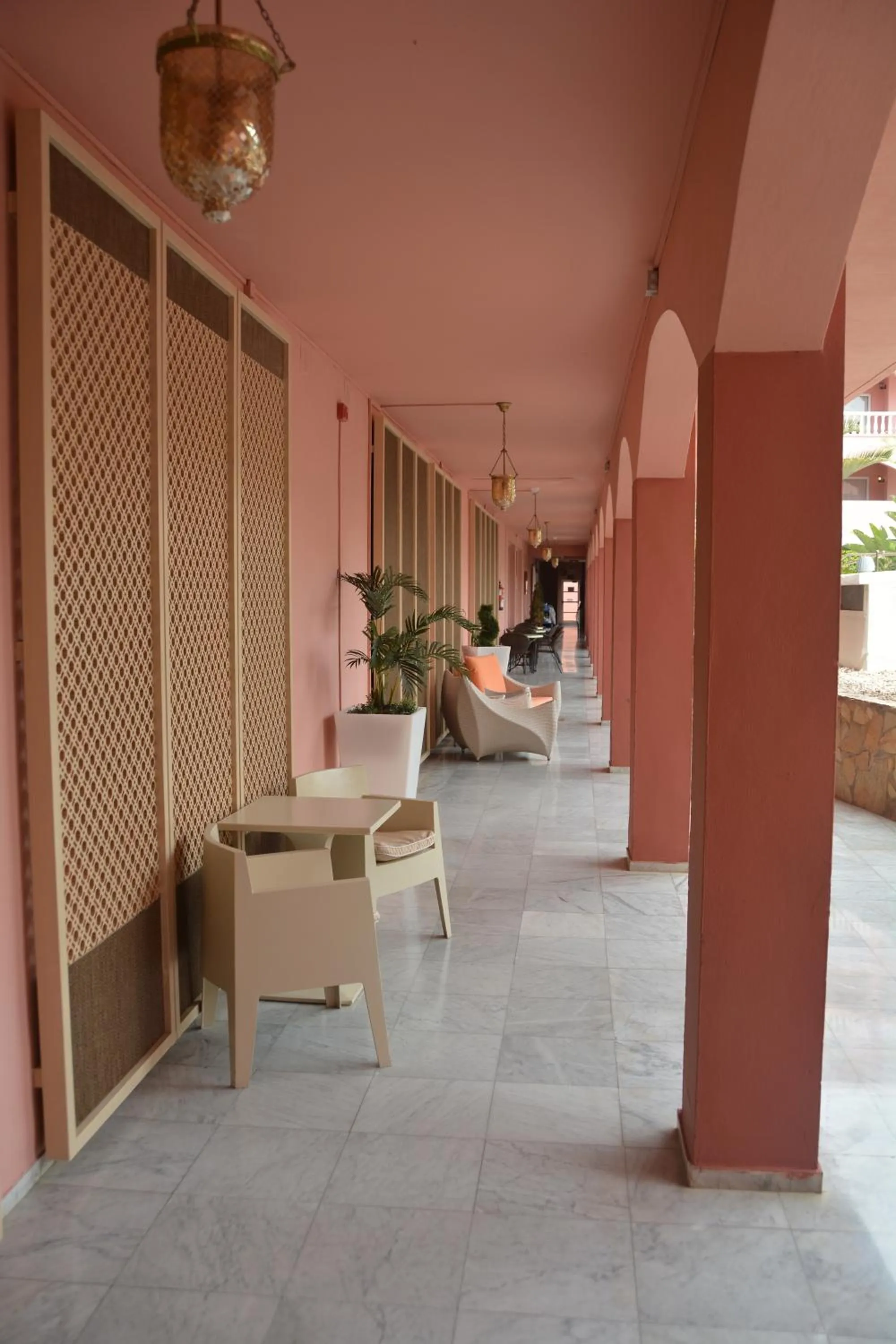 Facade/entrance in Marola Park