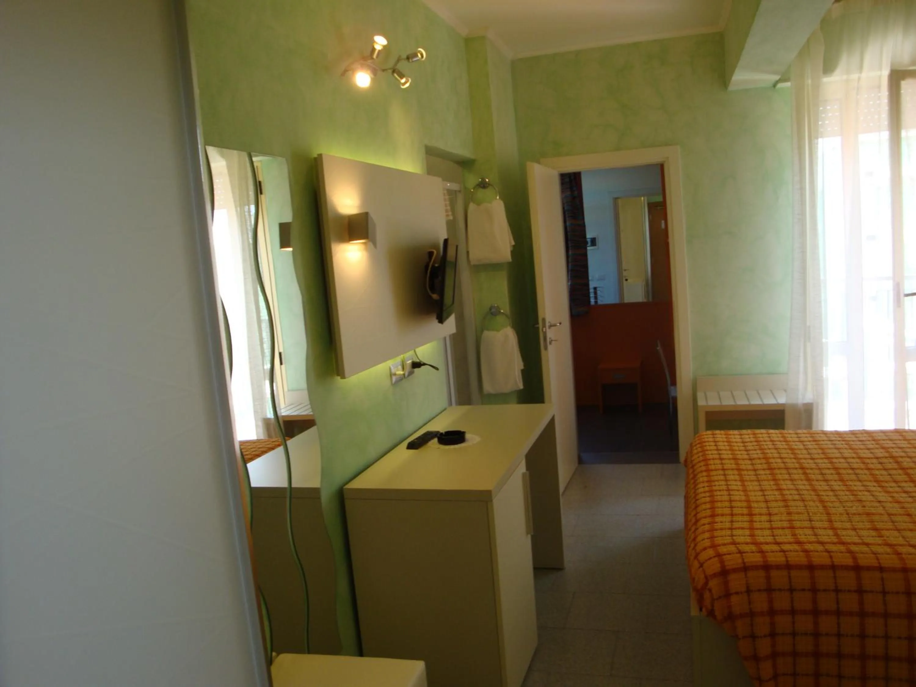 Photo of the whole room in Hotel Prestigio