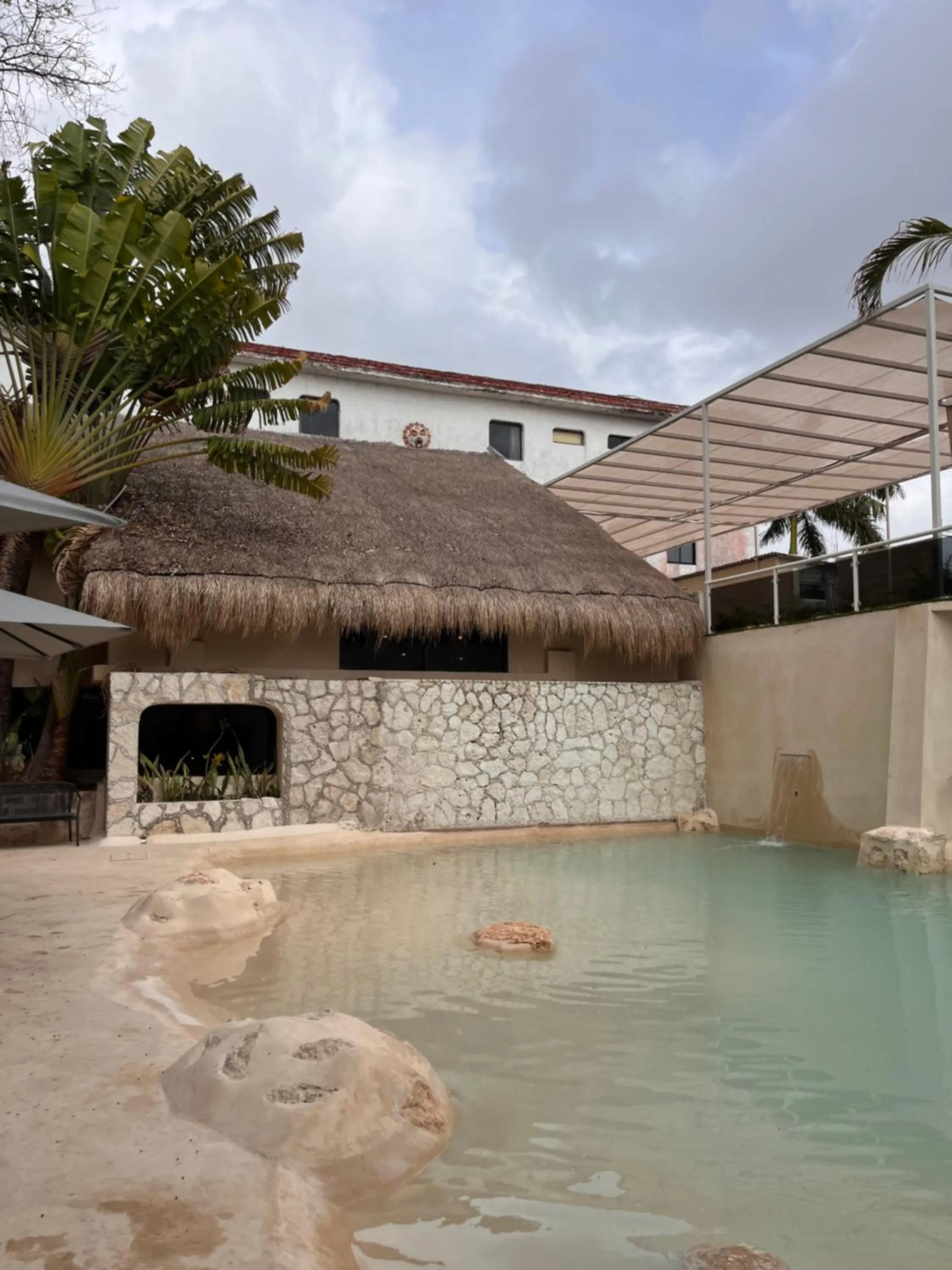 Swimming pool in Hotel Xbalamqué & Spa Cancún Centro