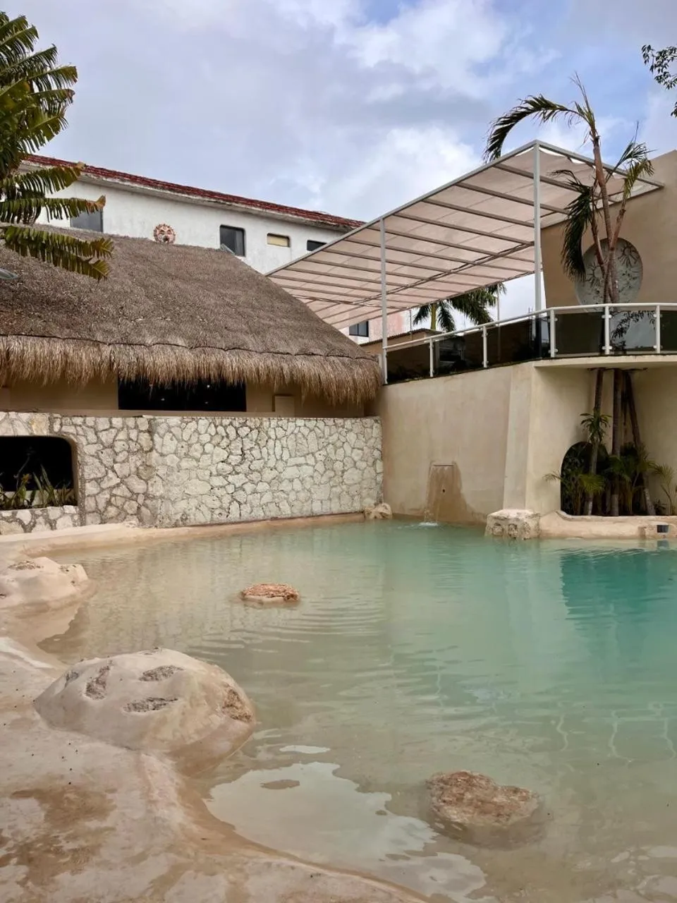 Swimming pool in Hotel Xbalamqué & Spa Cancún Centro