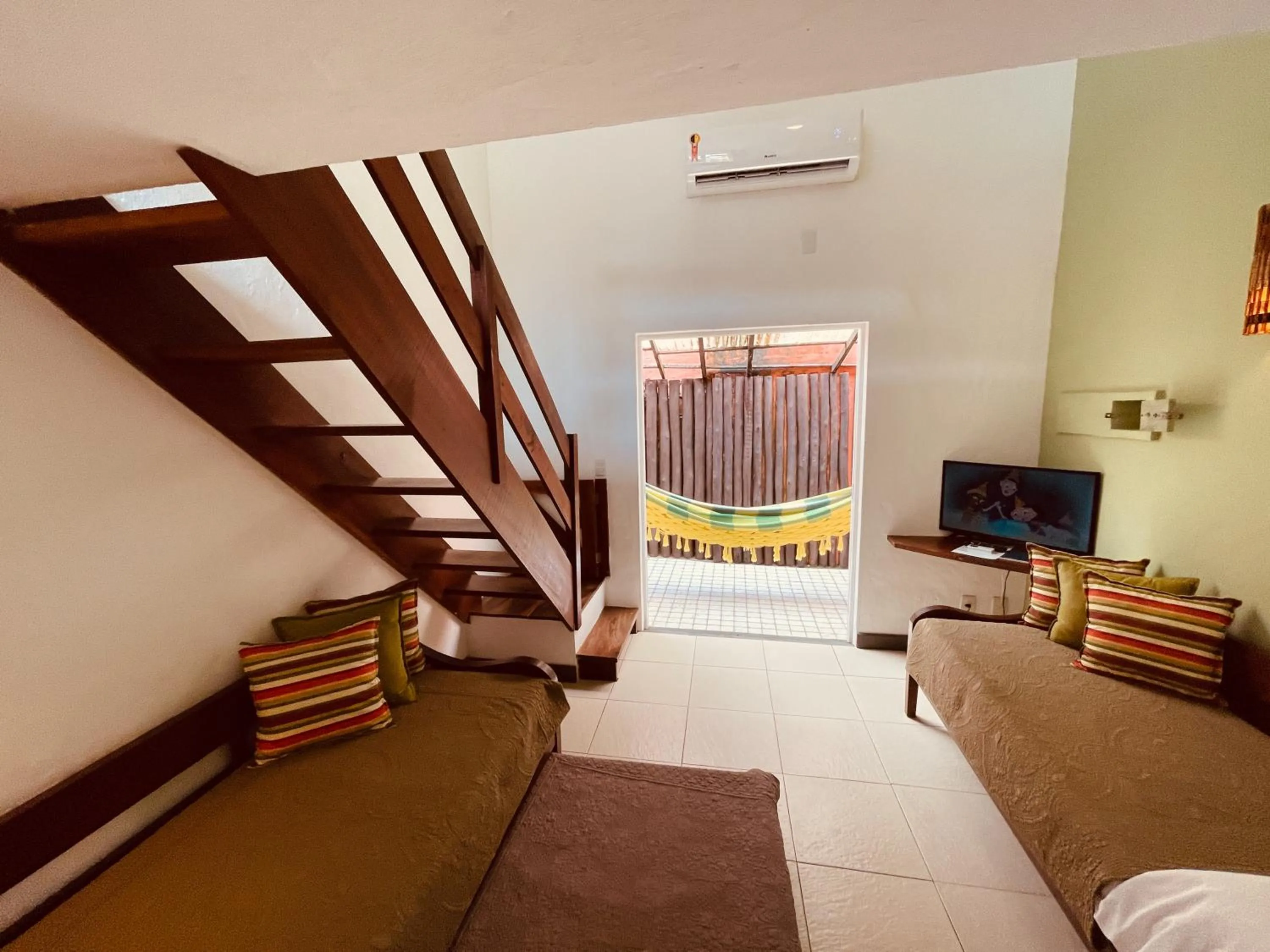 TV and multimedia in Pousada Tatuapara