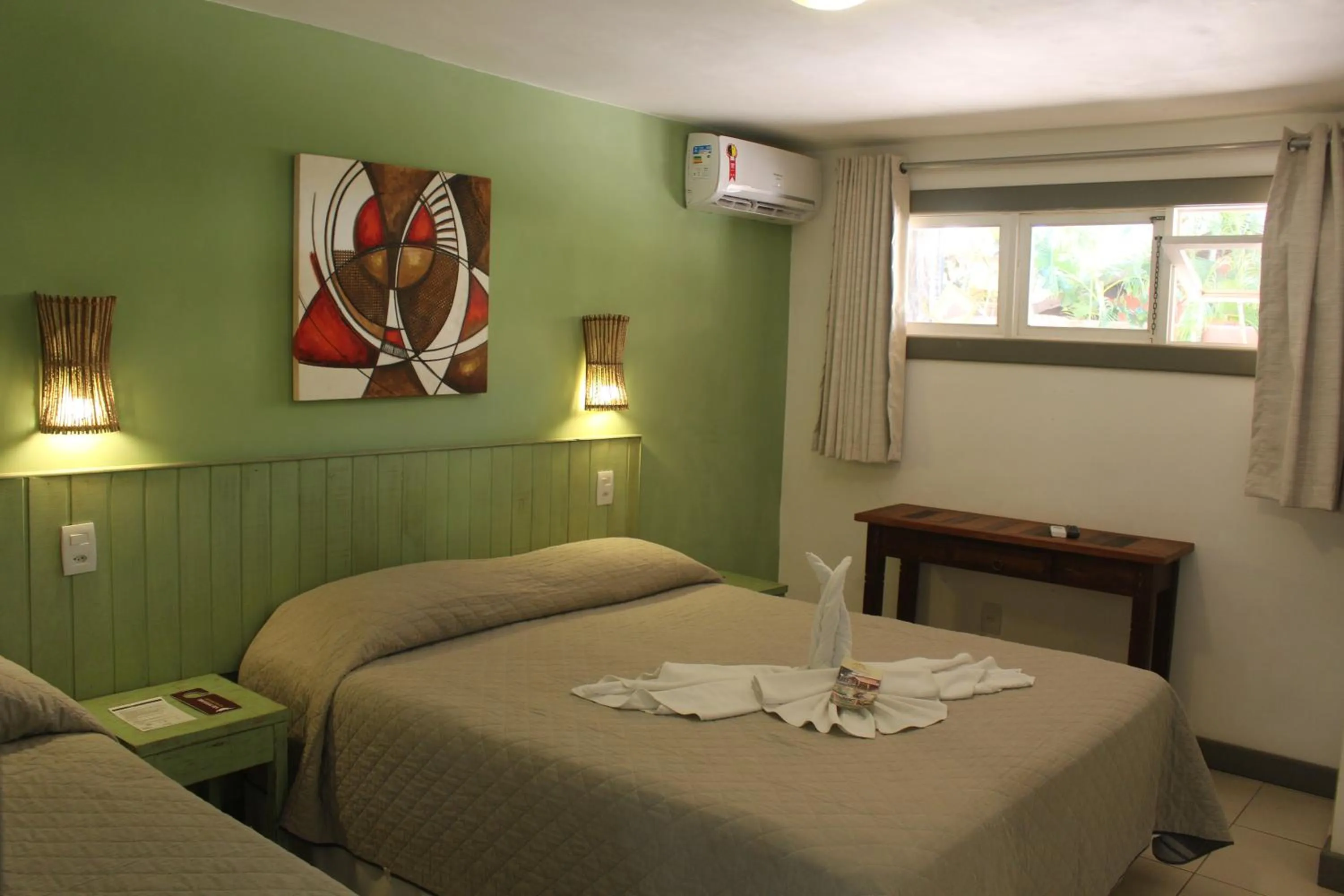 Photo of the whole room, Bed in Pousada Tatuapara