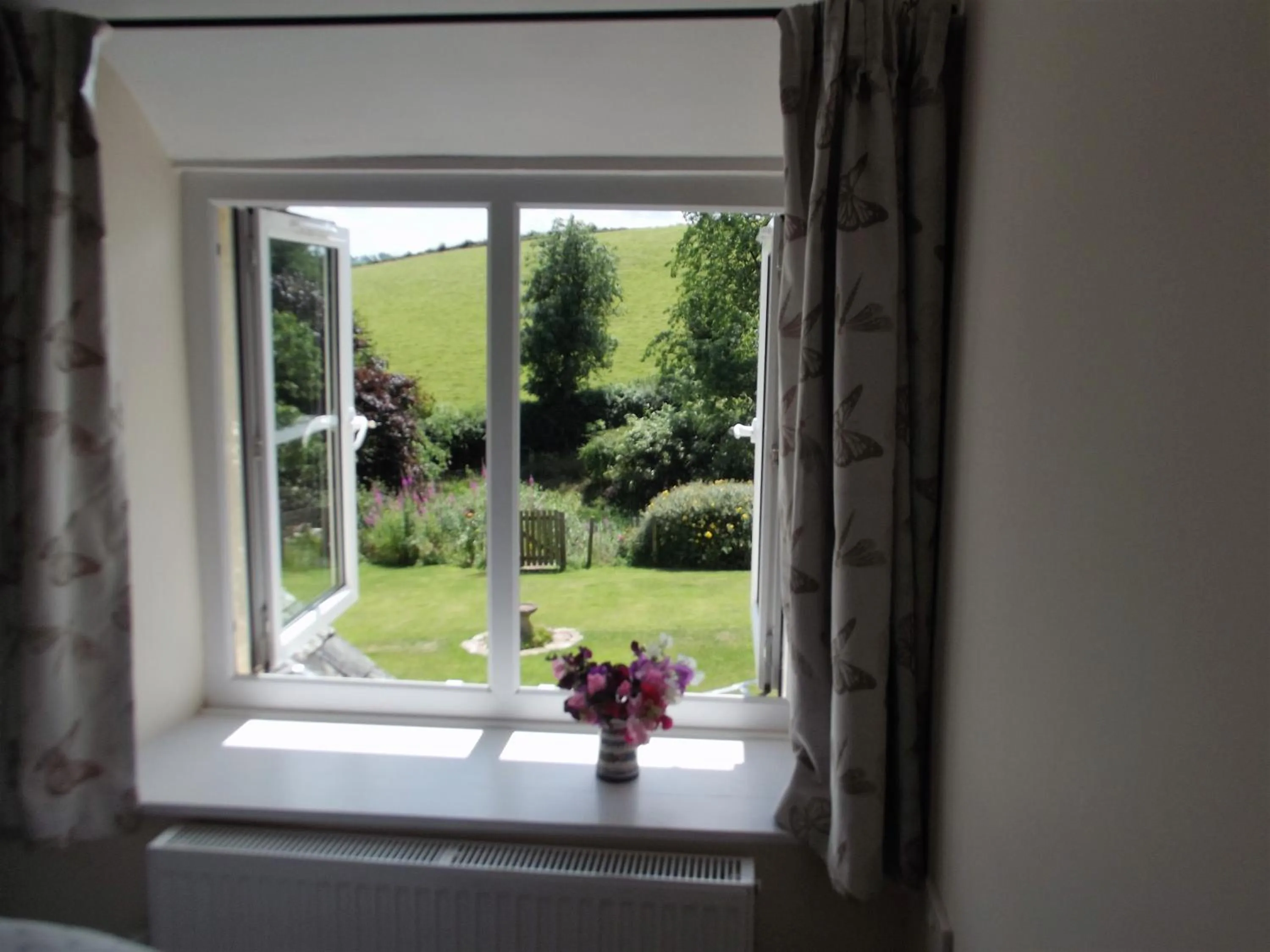 Garden view in Deepaller Farm B&B