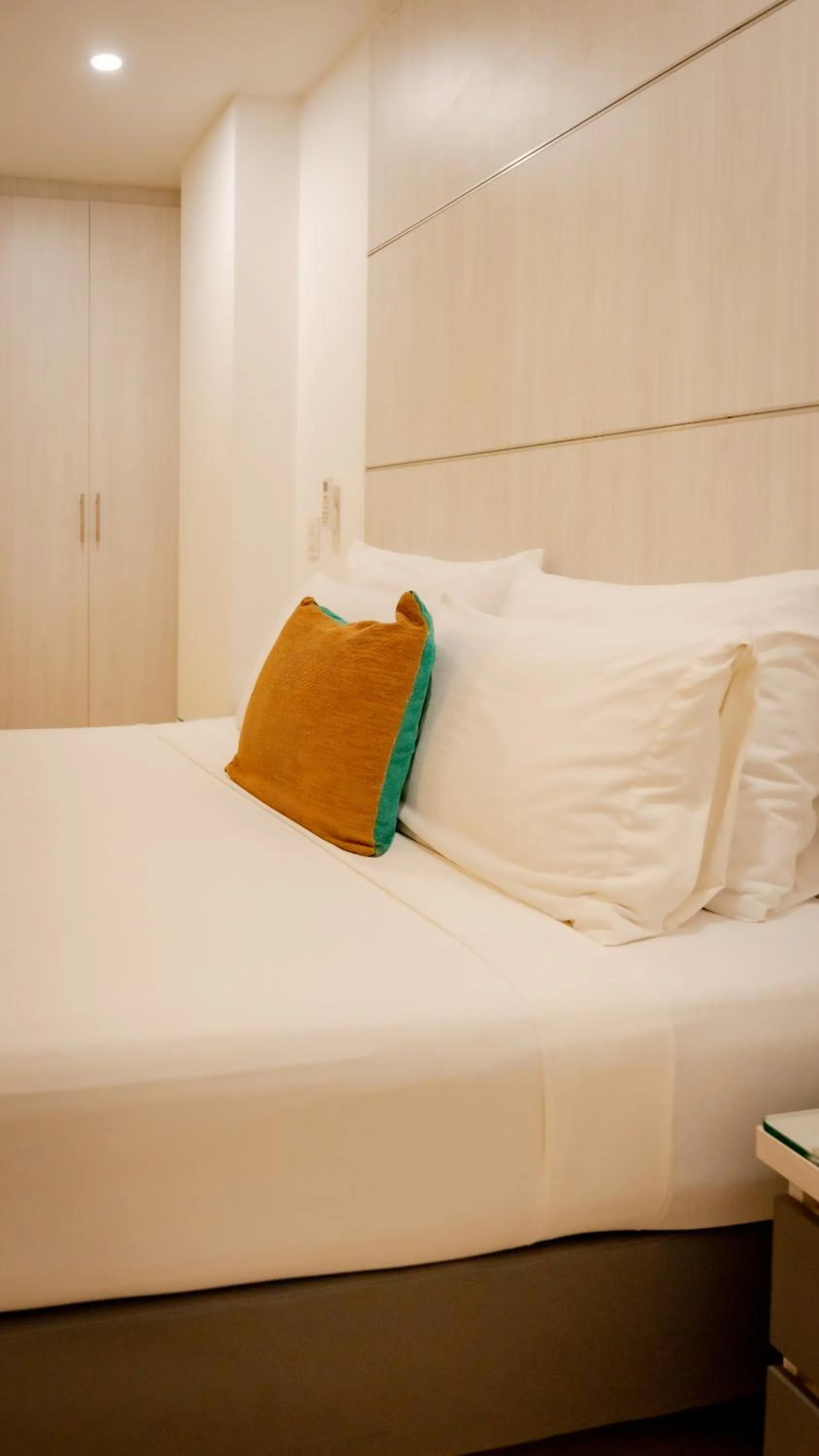 Bed in Hotel Madeiro