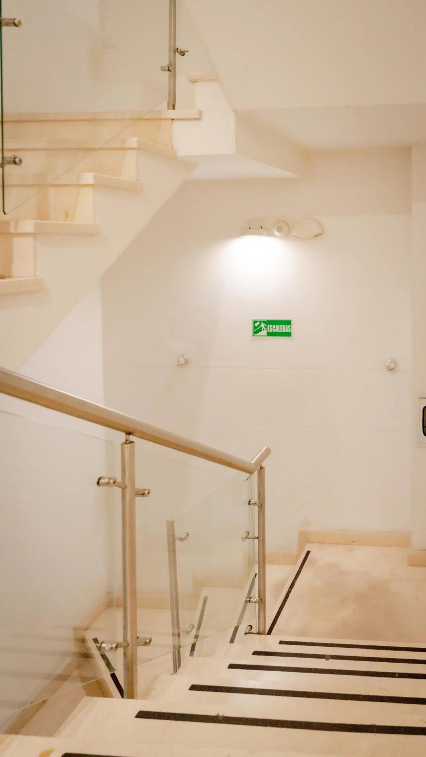 Property building in Hotel Madeiro