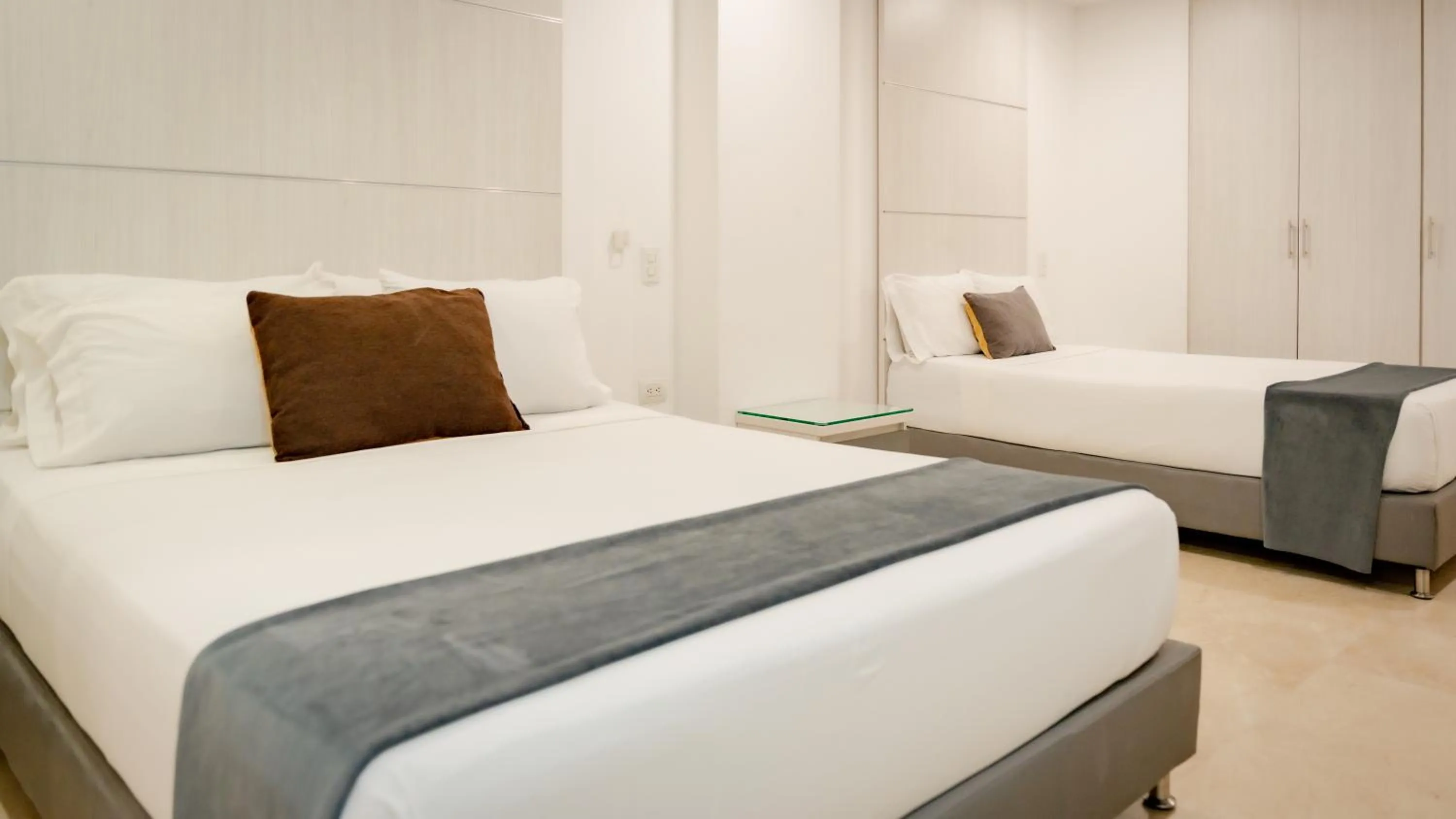 Bed in Hotel Madeiro