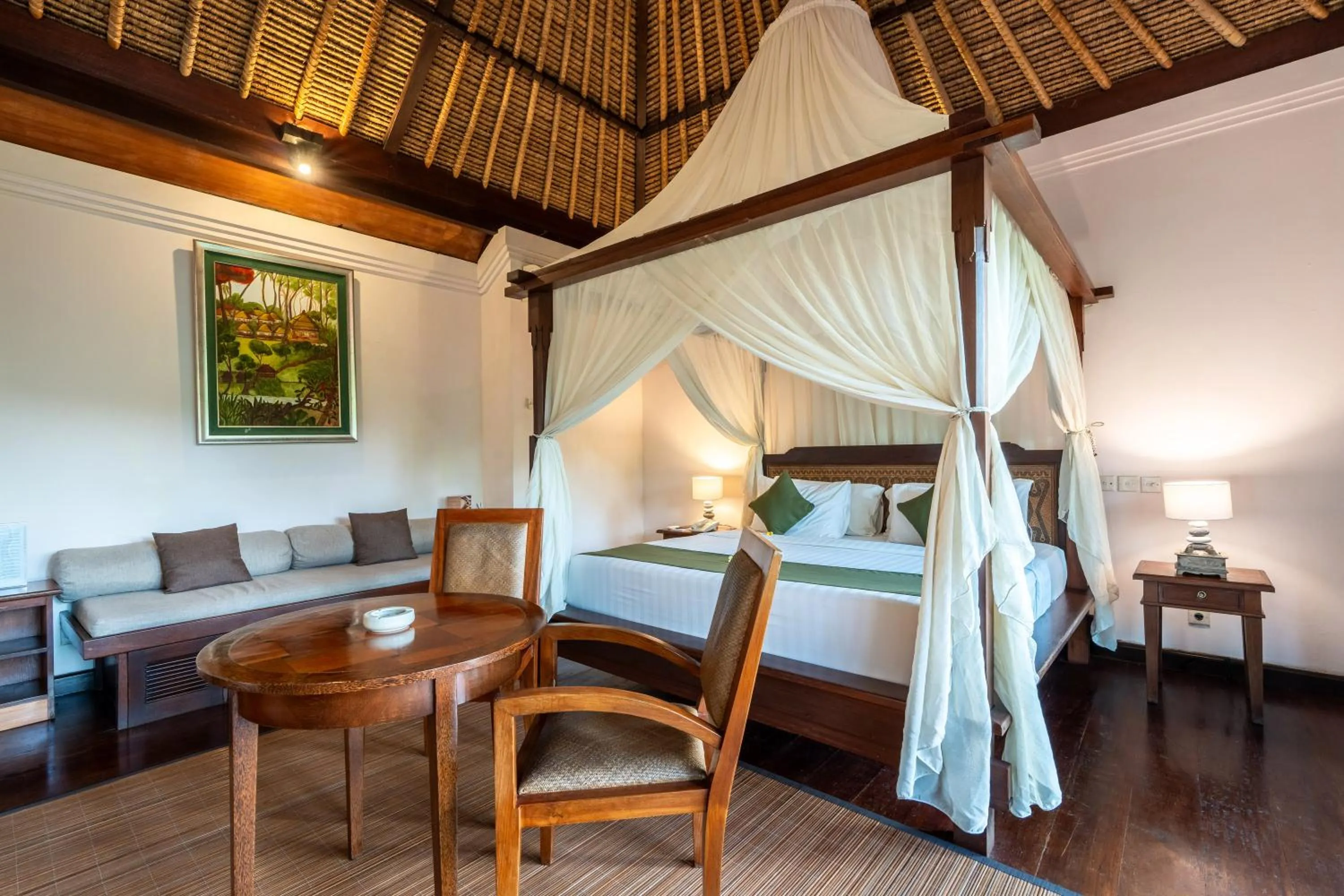 Bed in Natura Villa Ubud Bali