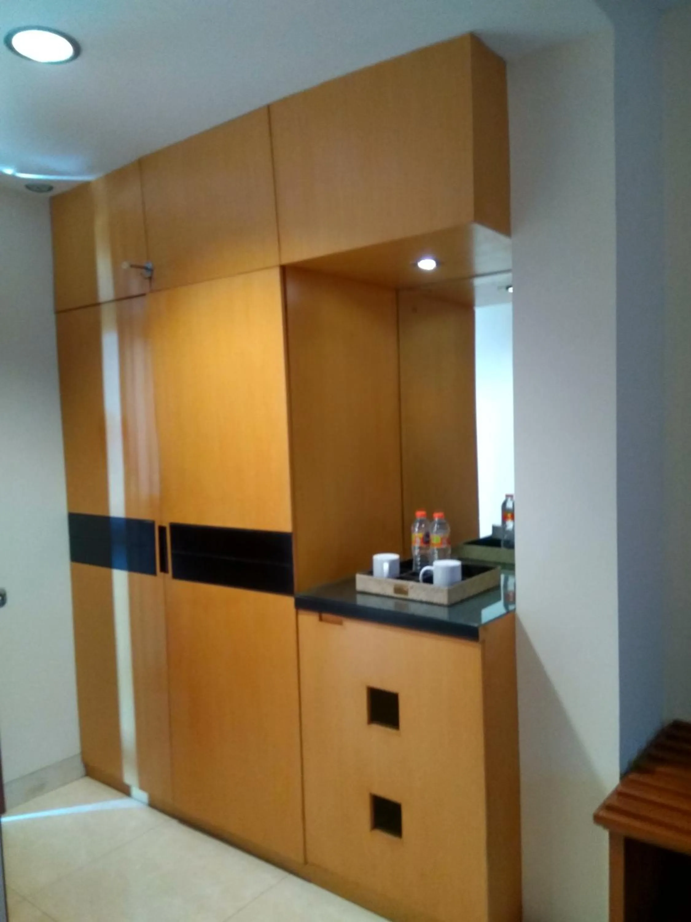 wardrobe in Hotel Baron Indah
