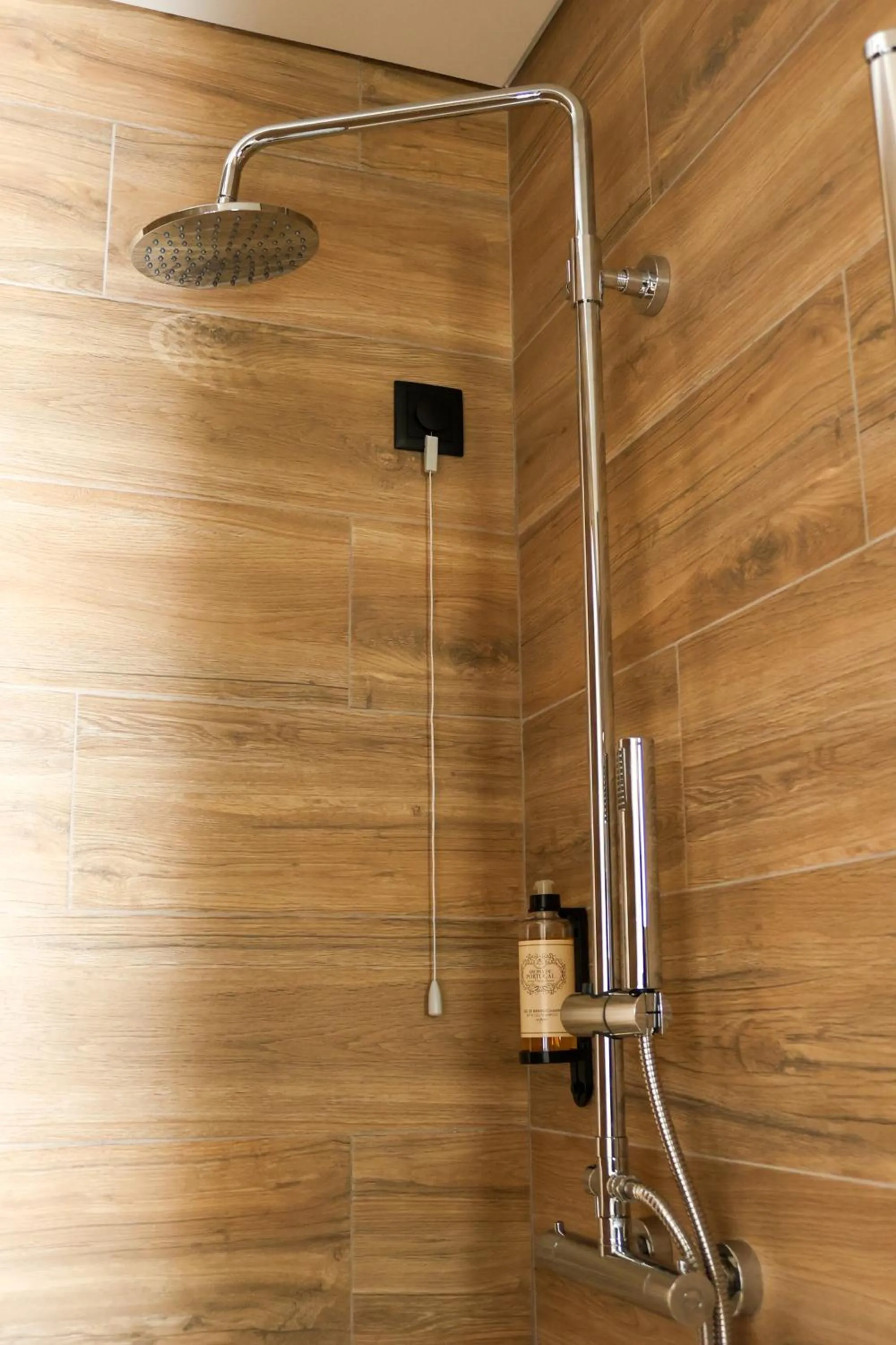 Shower in Quinta da Seixeda