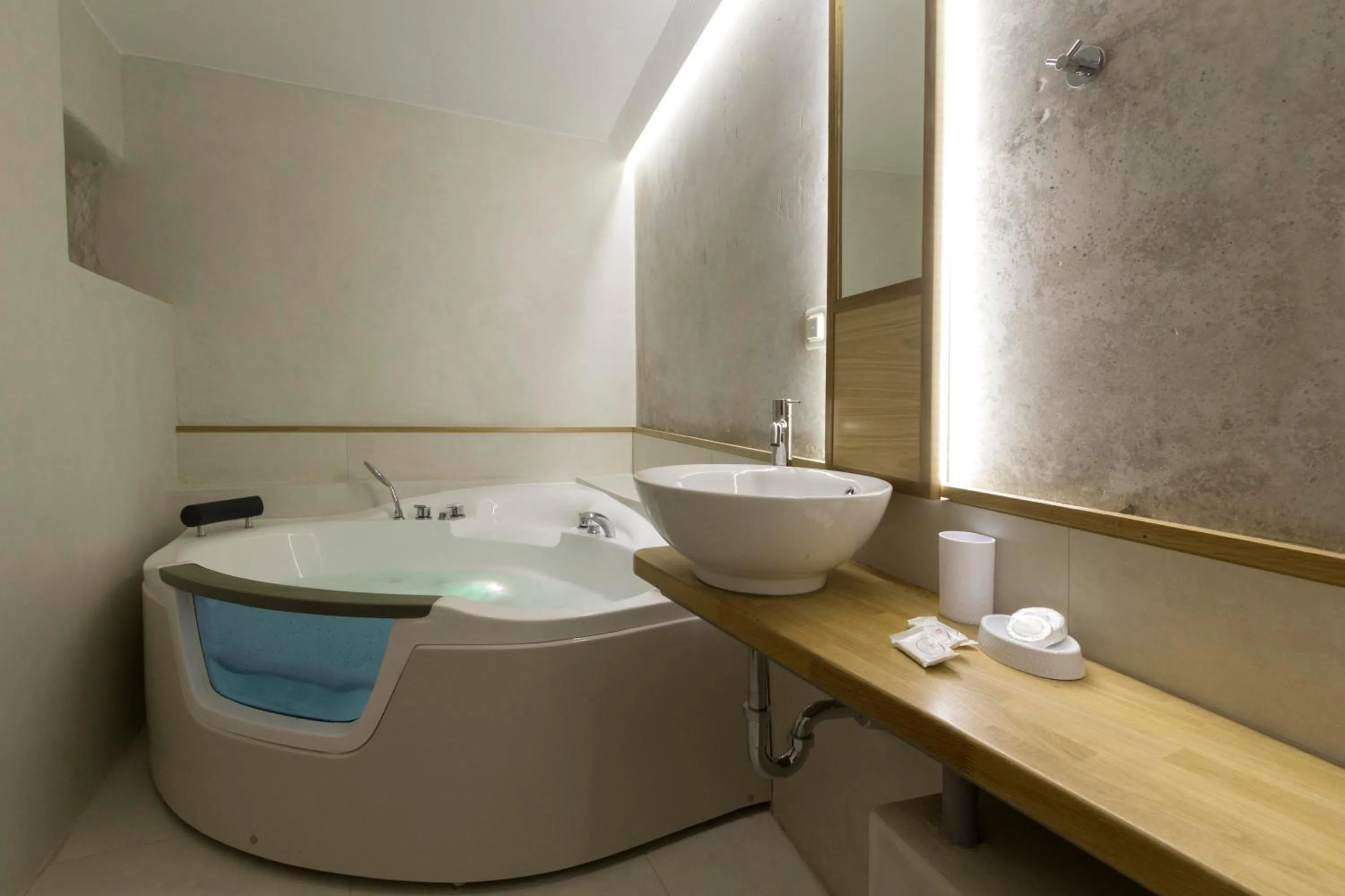 Bathroom in Evans House II