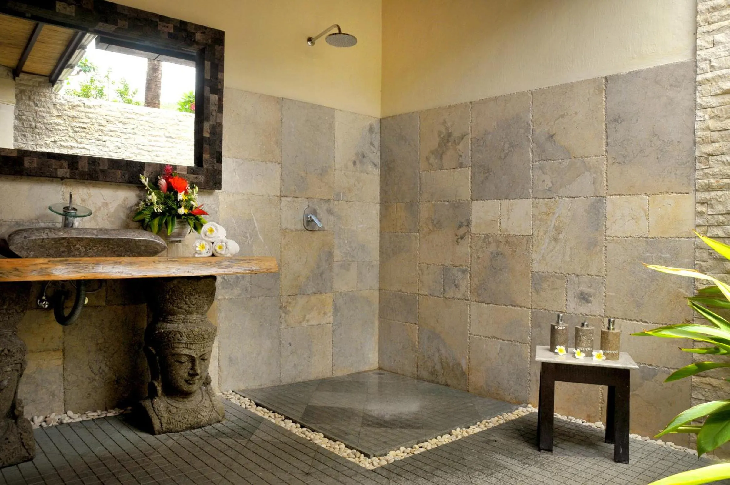 Bathroom in Hidden Paradise Cottages