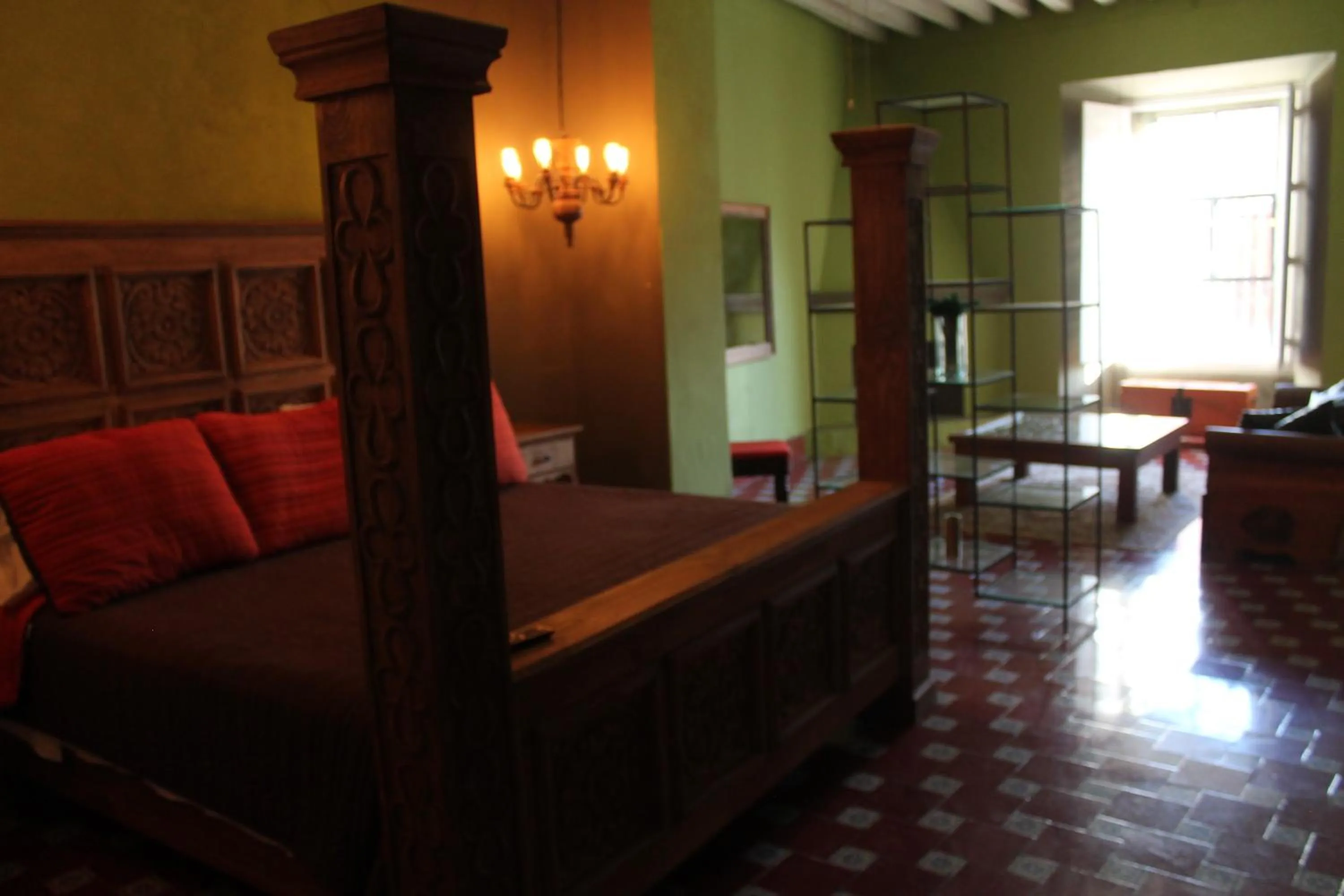 Photo of the whole room in Hotel Galería