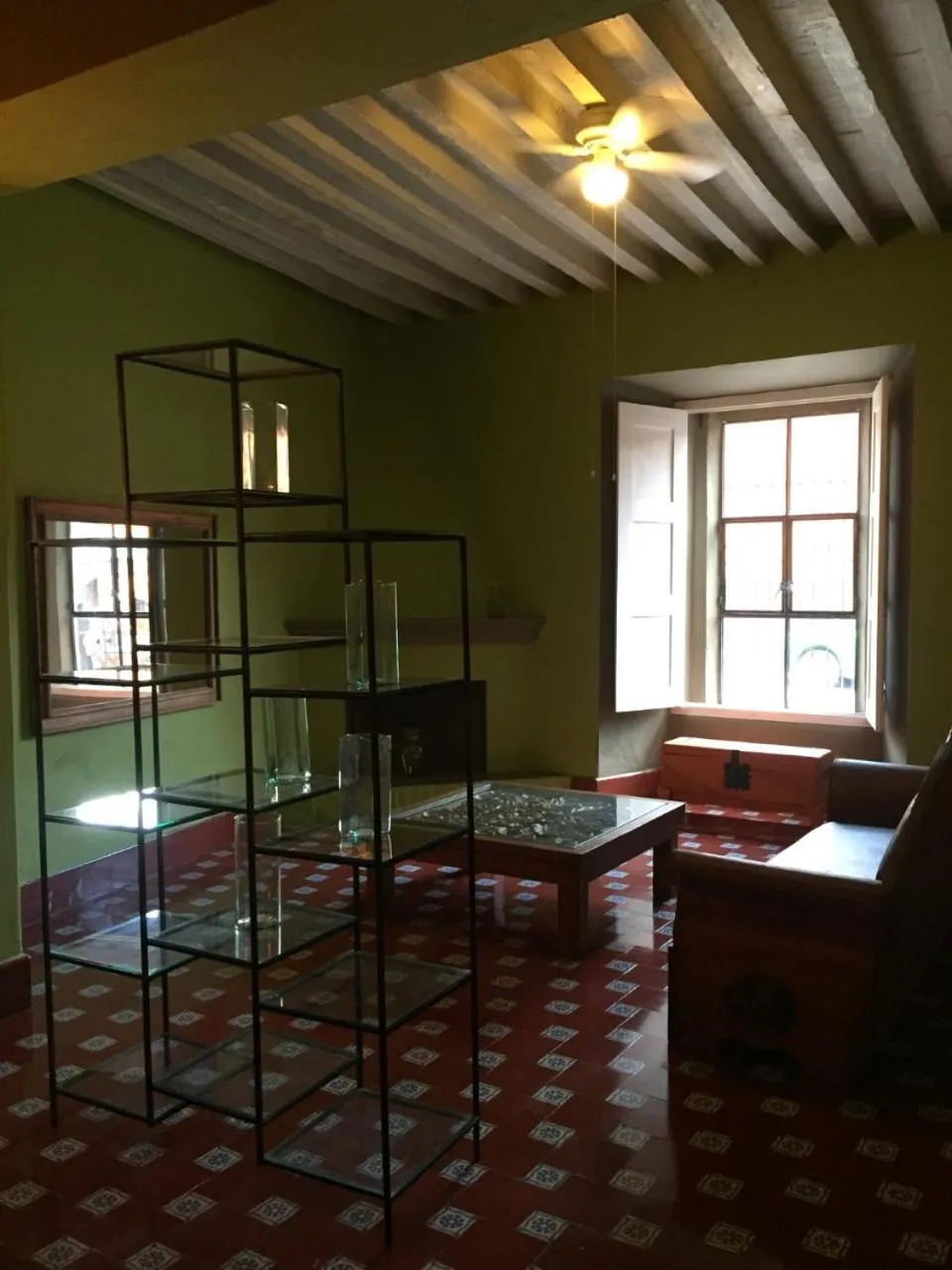 Photo of the whole room in Hotel Galería