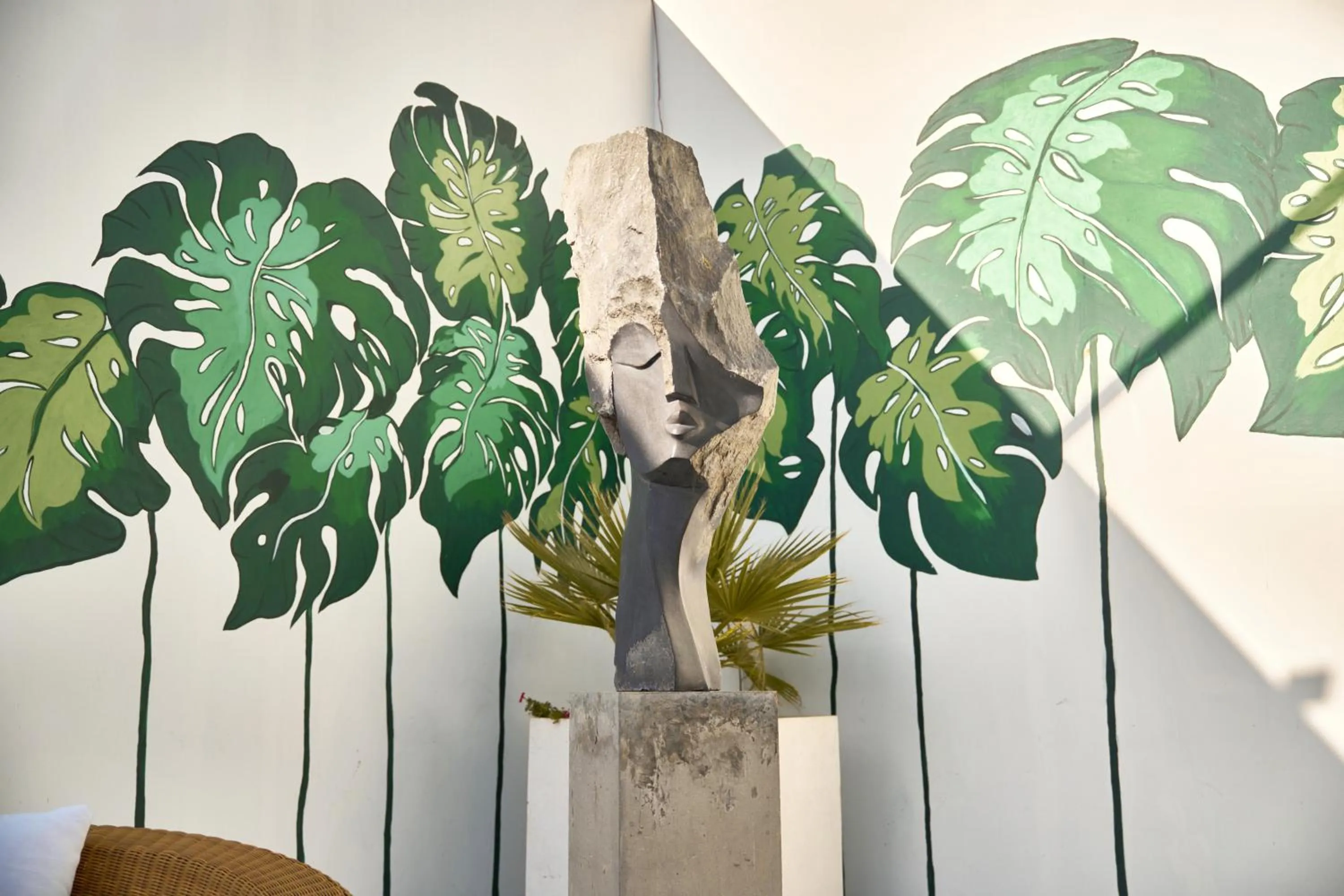 Decorative detail in Palmyard Hotel