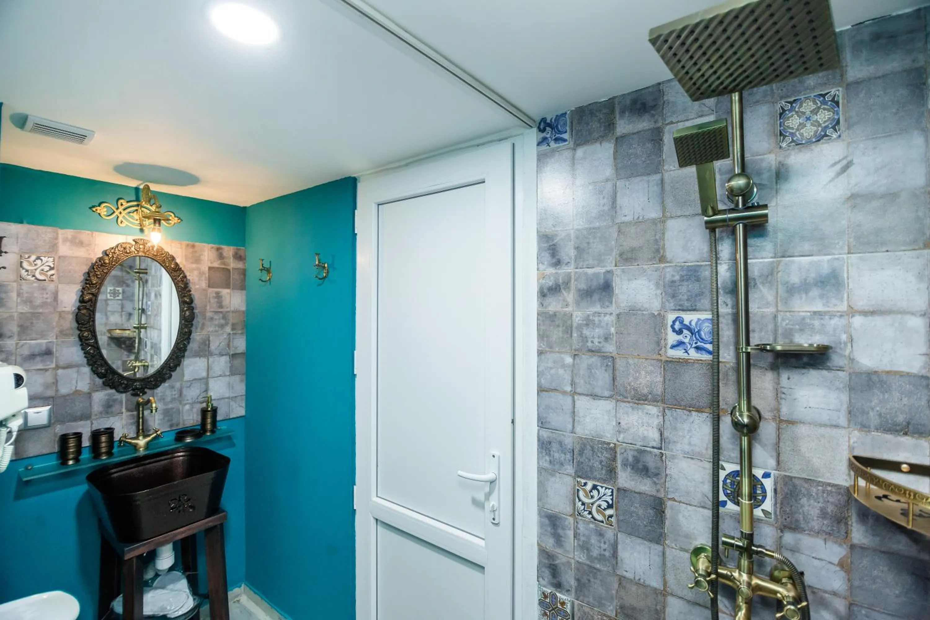 Bathroom in Tiflis Inn Boutique Hotel