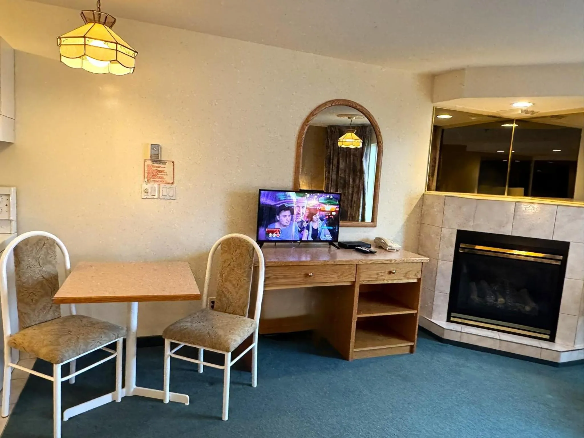TV and multimedia in Western Budget Motel #3 Whitecourt