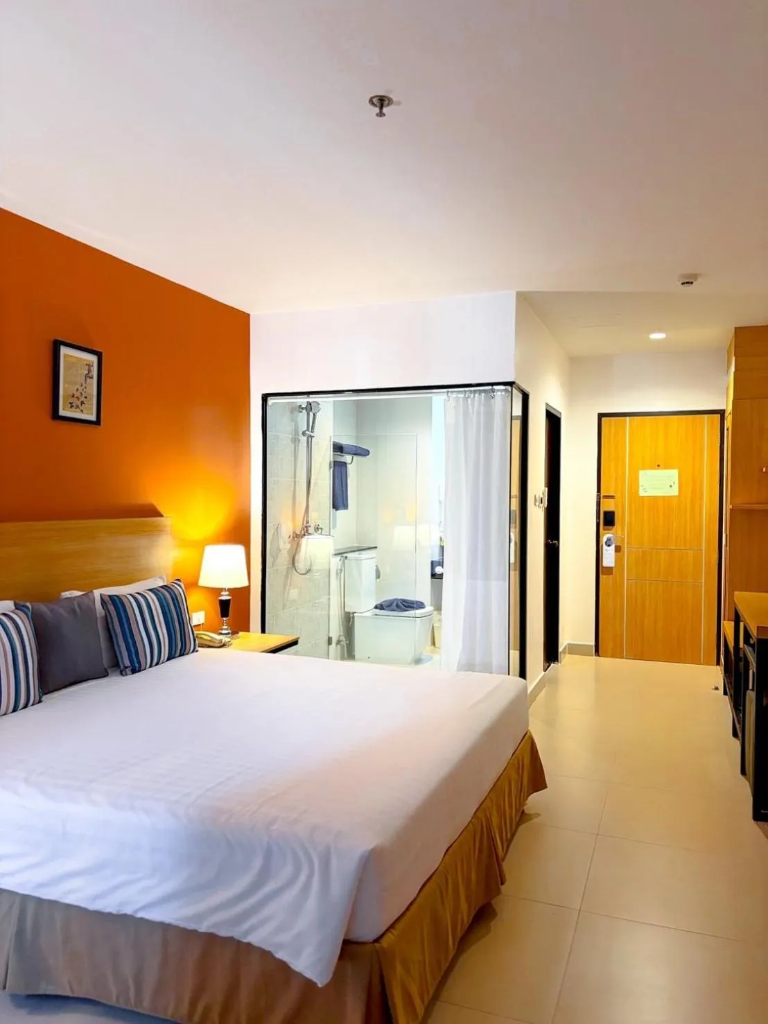 Bed in Vogue Pattaya Hotel