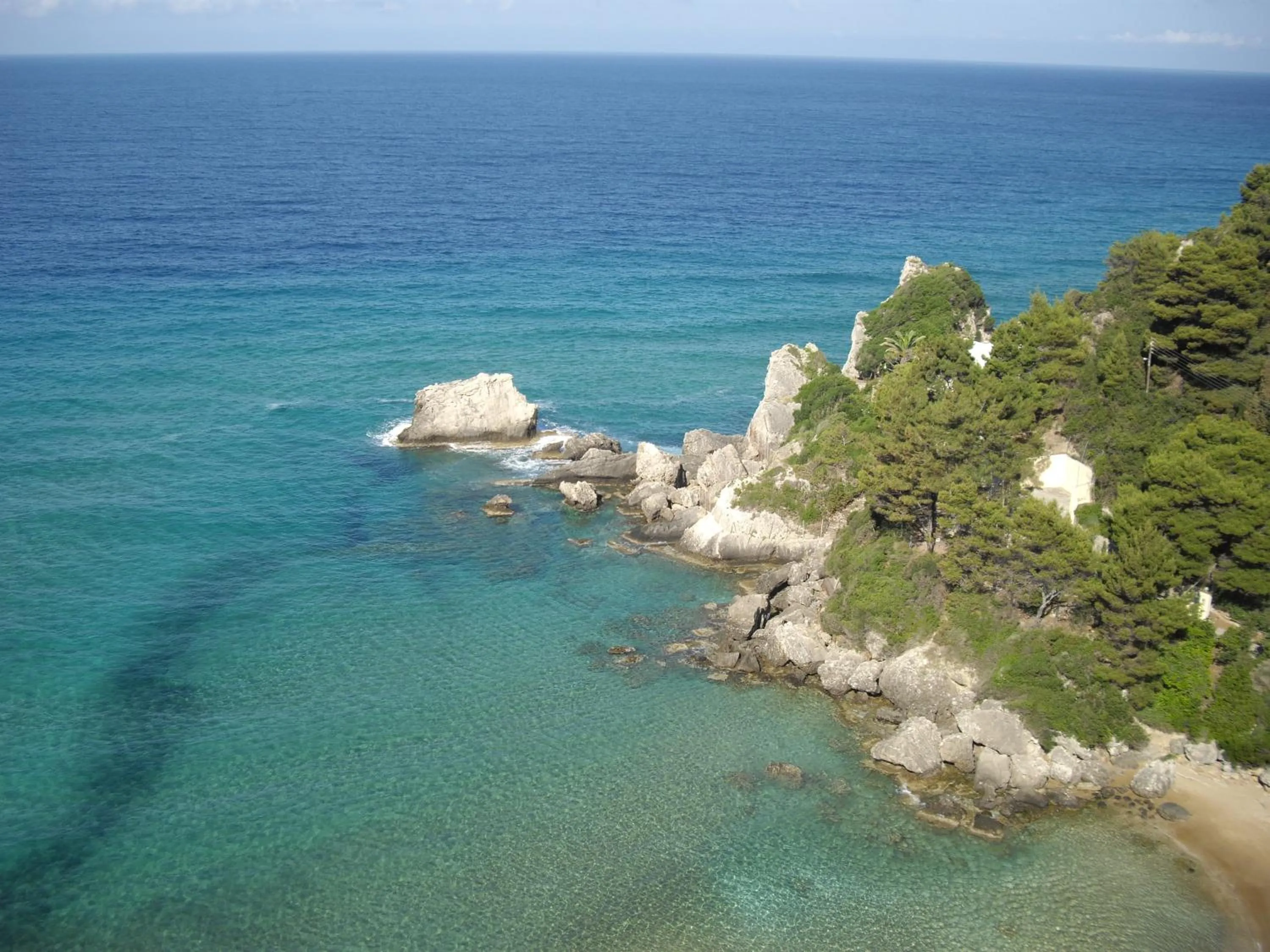 Area and facilities in Glyfada Beach Hotel