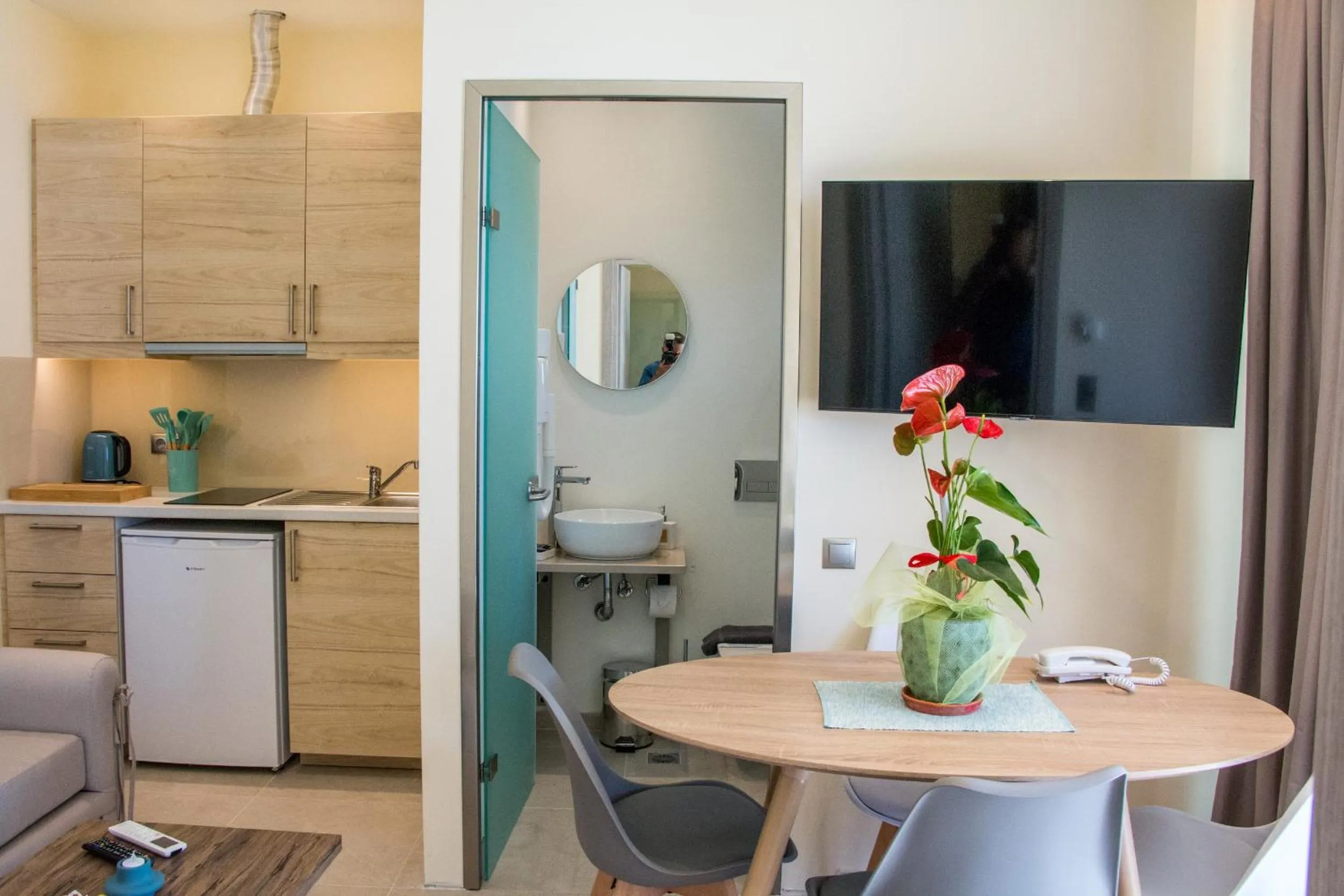 Dining area in Glyfada Beach Hotel