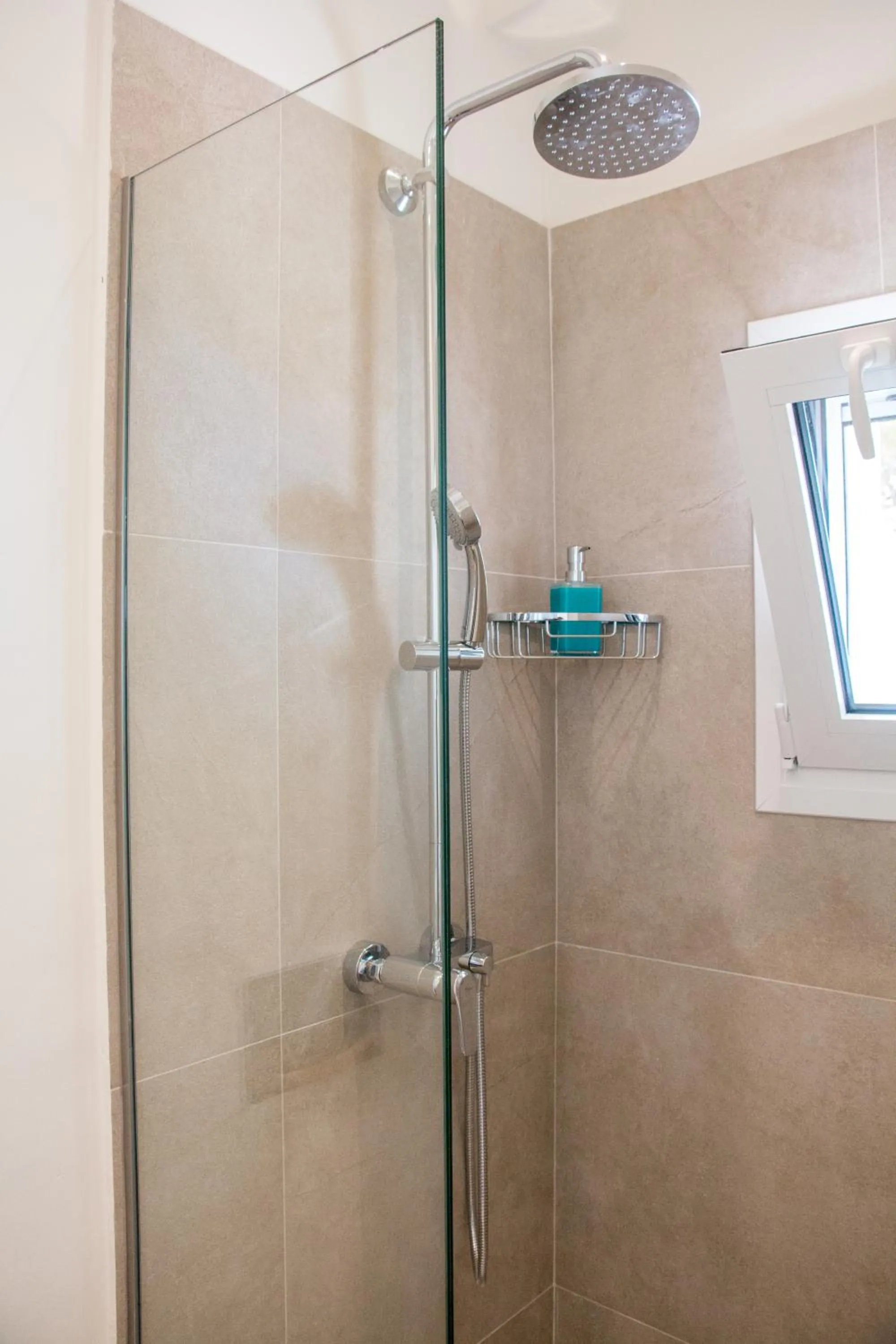 Bathroom in Glyfada Beach Hotel