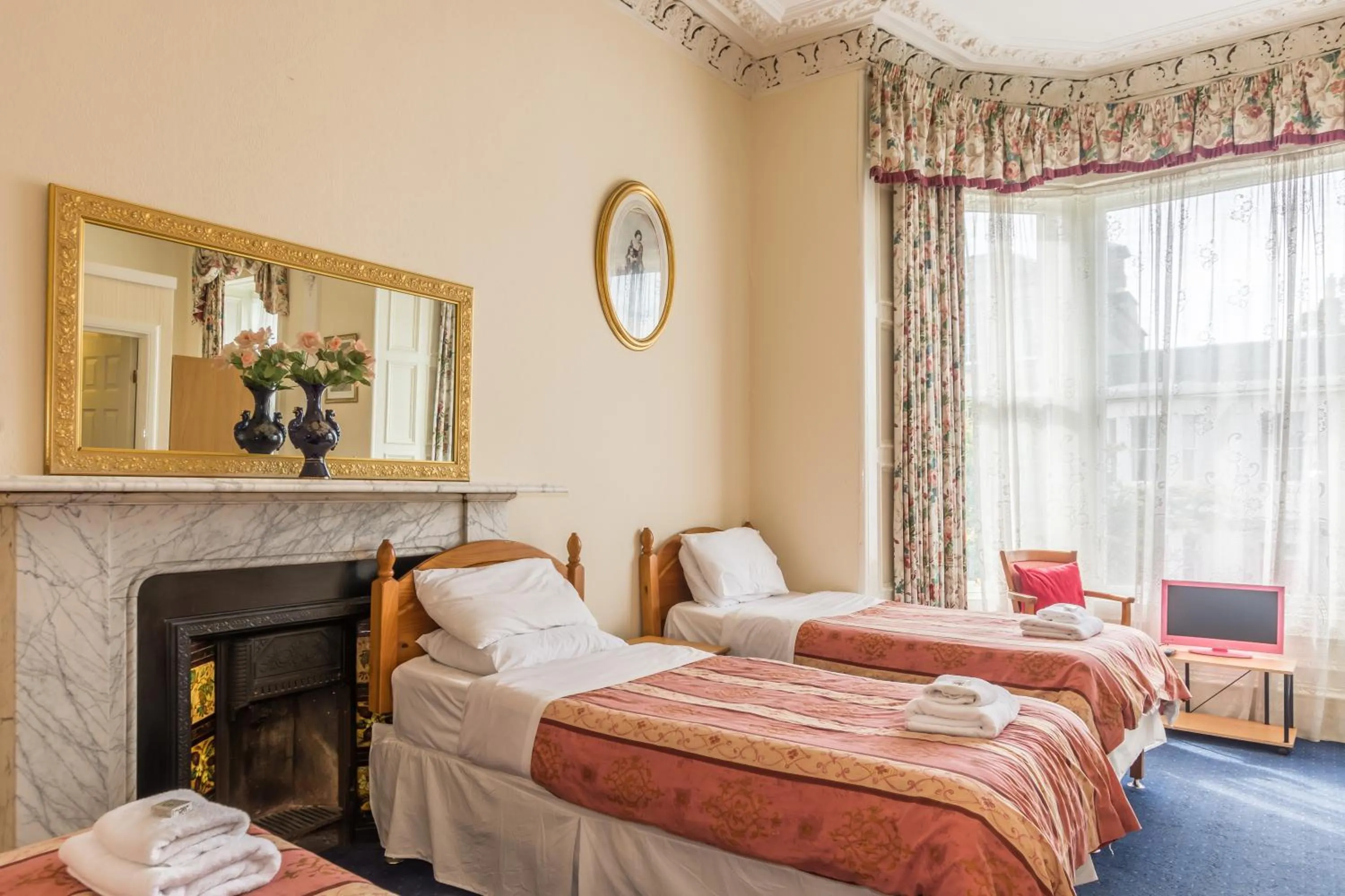 Bedroom, Bed in Menzies Guest House