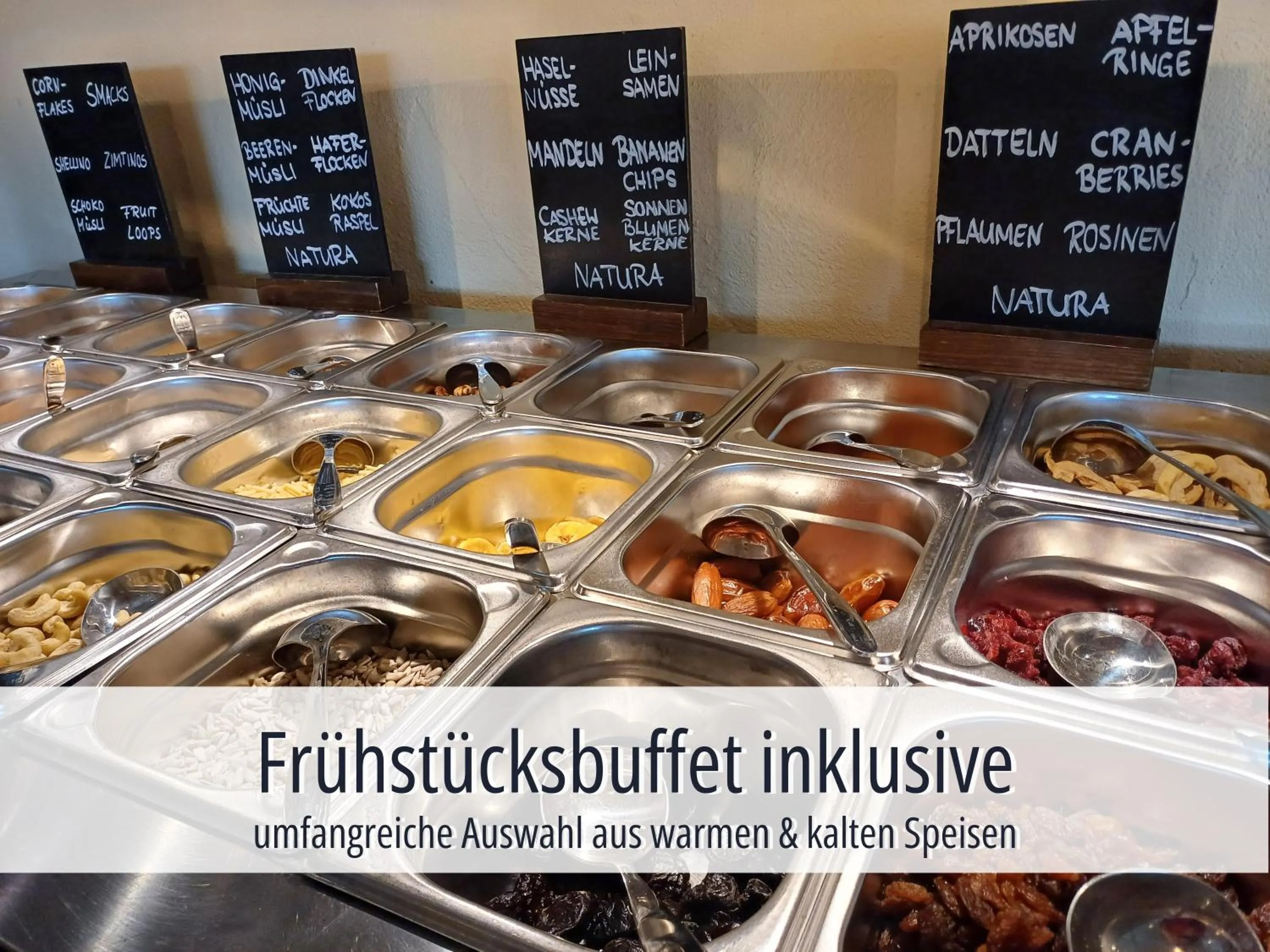 Buffet breakfast in Hotel Am Kurhaus mit erstem Ayurveda Center Sachsens - direkt am Gesundheitsbad ACTINON & Kurpark