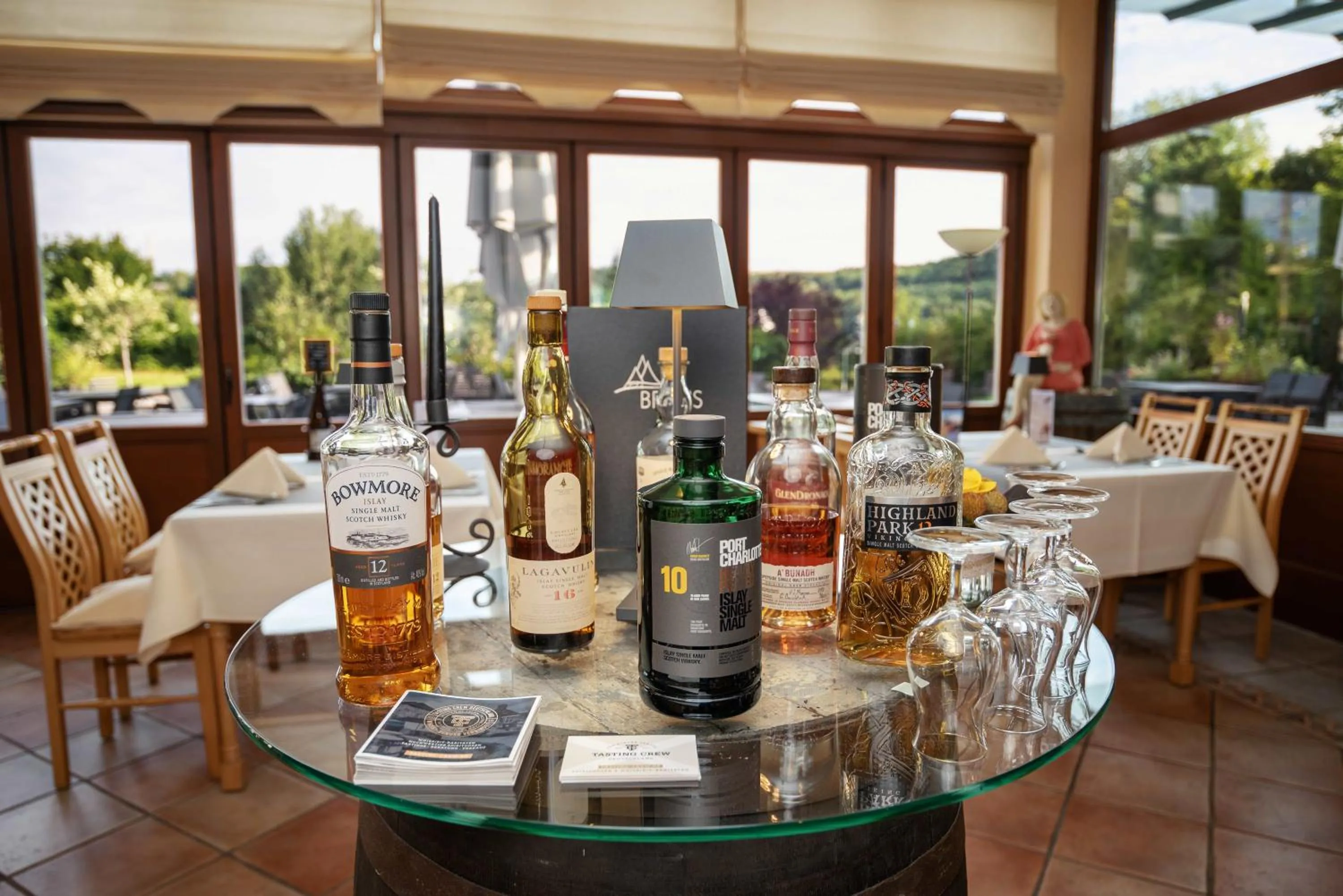 Restaurant/places to eat in Hotel Am Kurhaus mit erstem Ayurveda Center Sachsens - direkt am Gesundheitsbad ACTINON & Kurpark