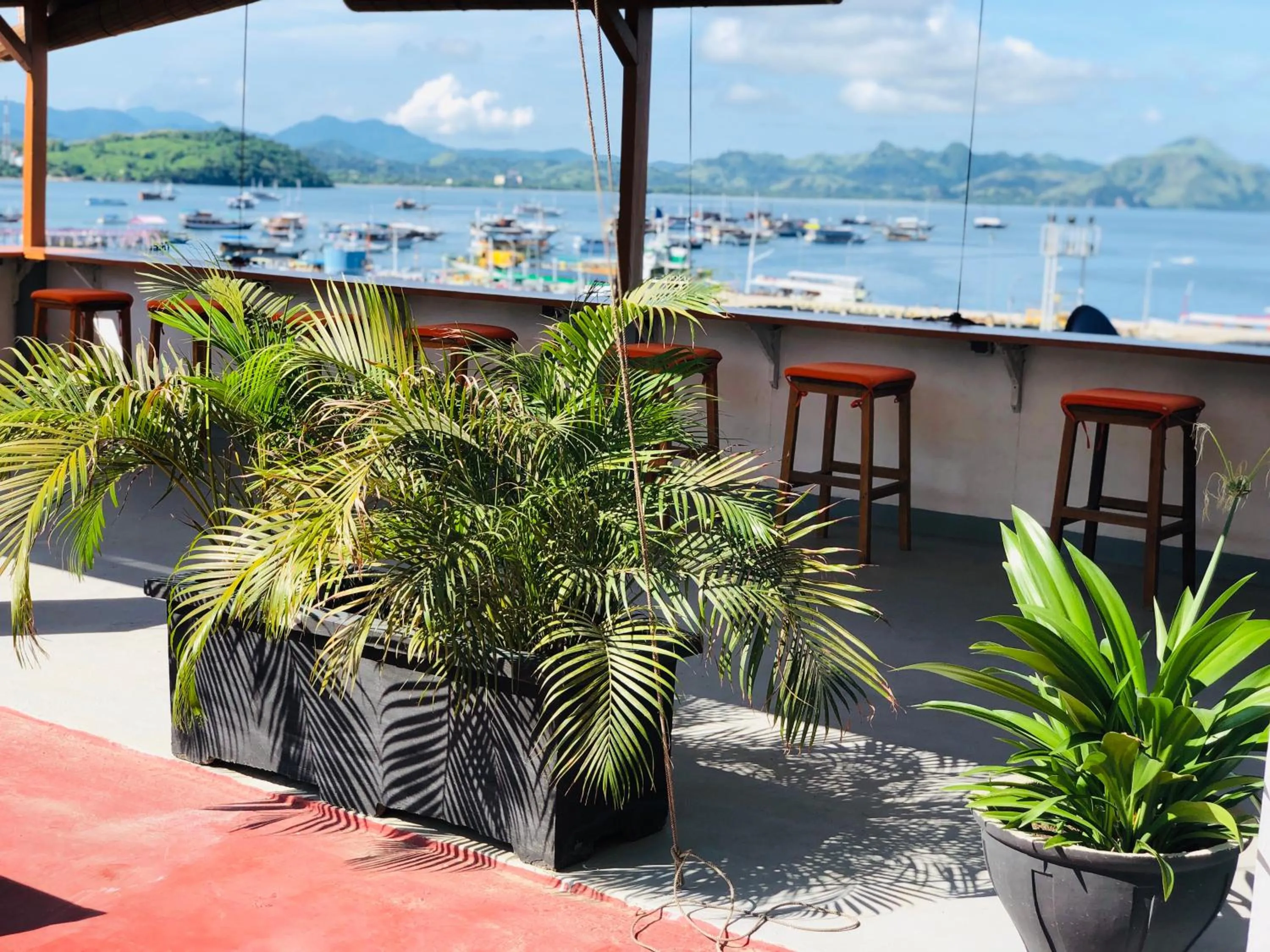 Balcony/Terrace in Blue Ocean Hotel