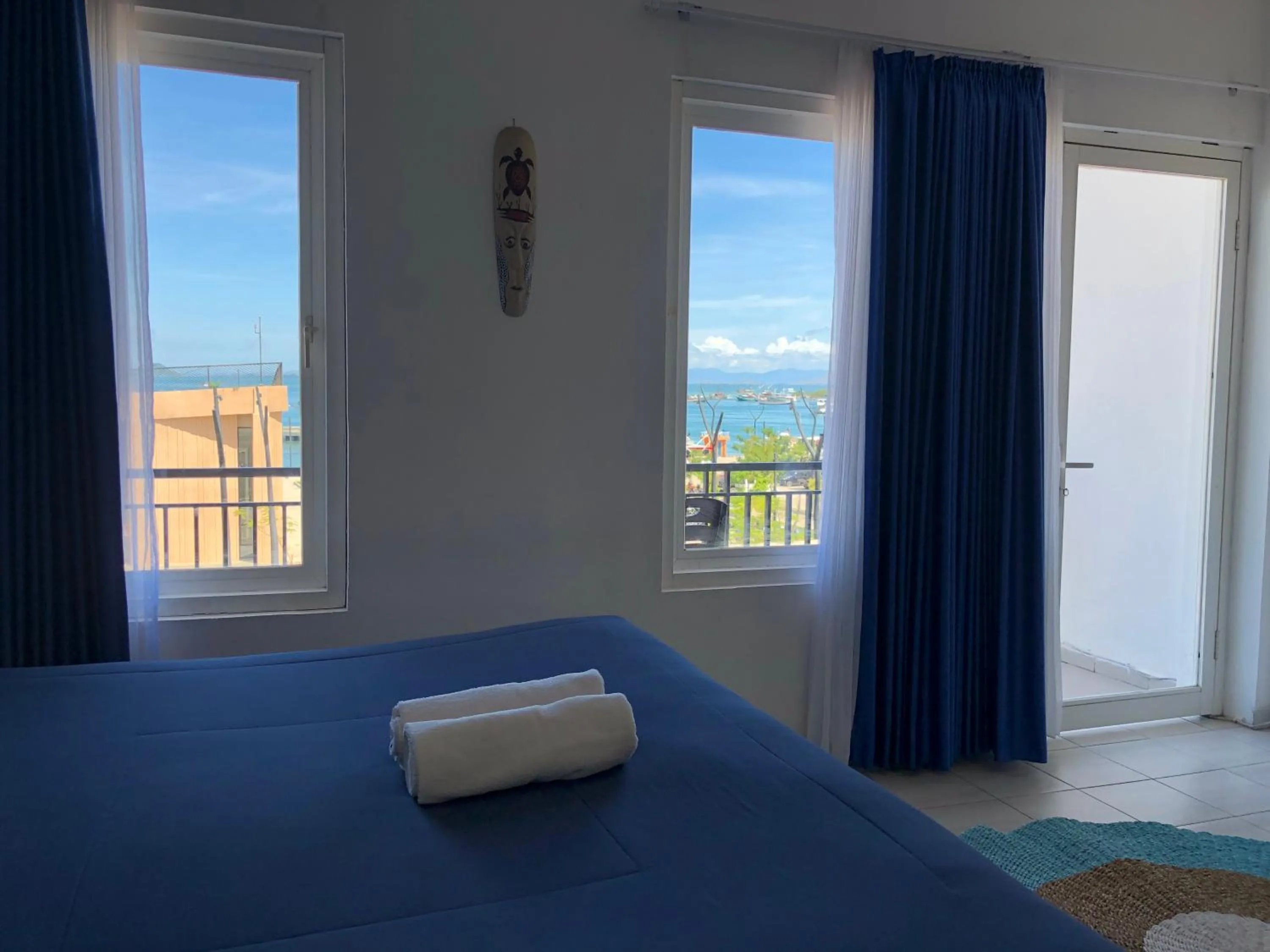 Sea view, Bed in Blue Ocean Hotel