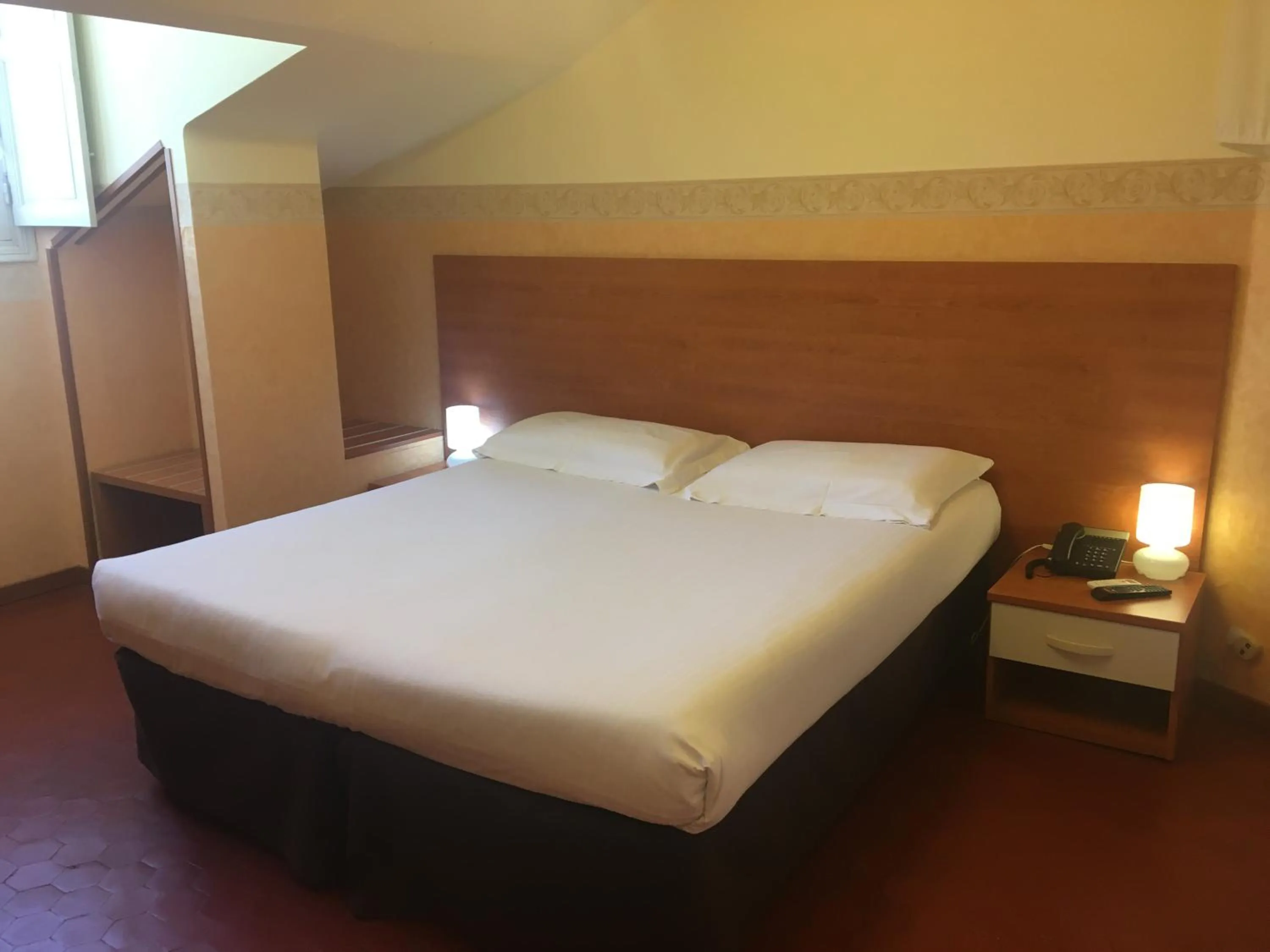 Day, Bed in Hotel Liberty