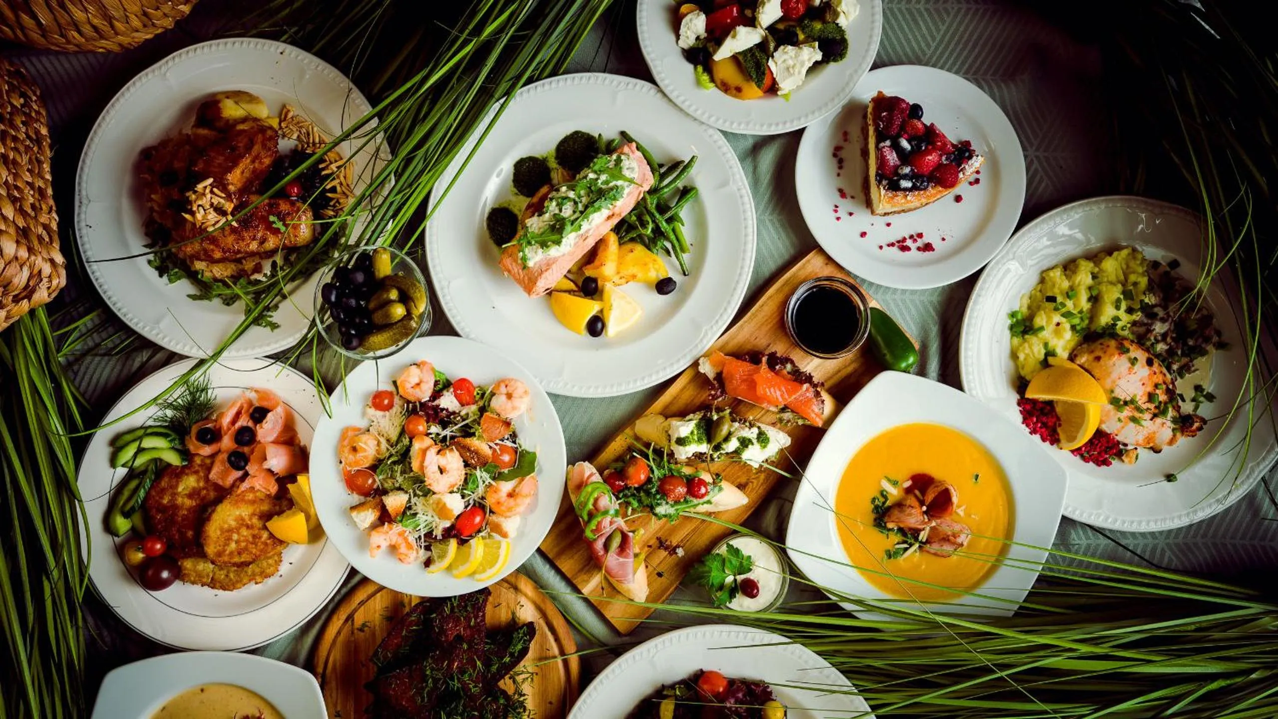 Restaurant/places to eat in Kolonna Hotel Brigita