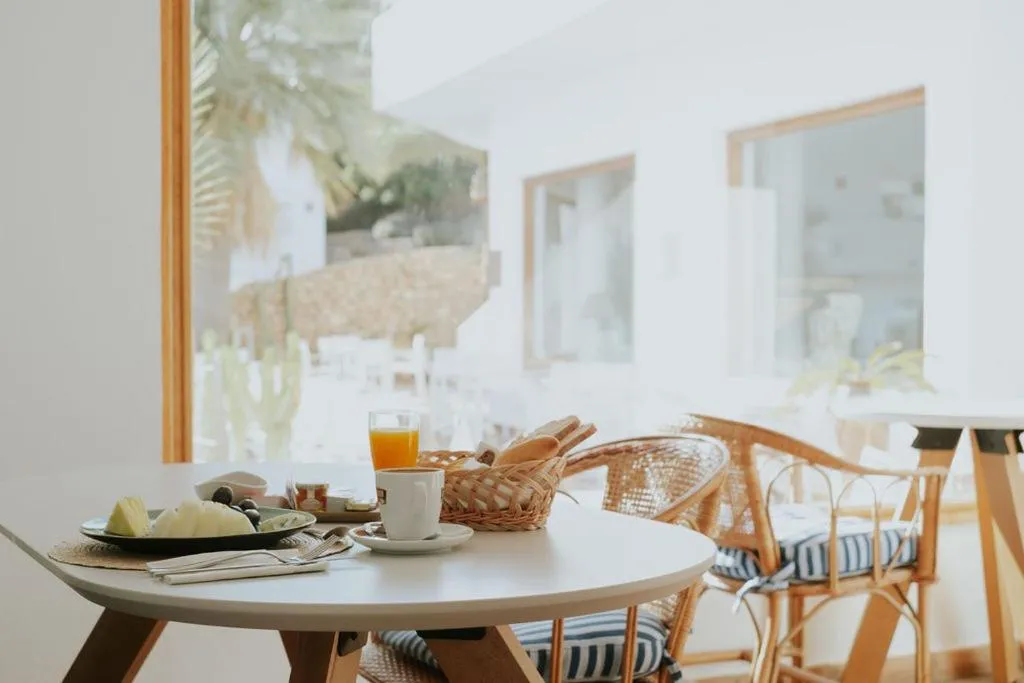 Restaurant/places to eat in Boutique Hotel El Tio Kiko