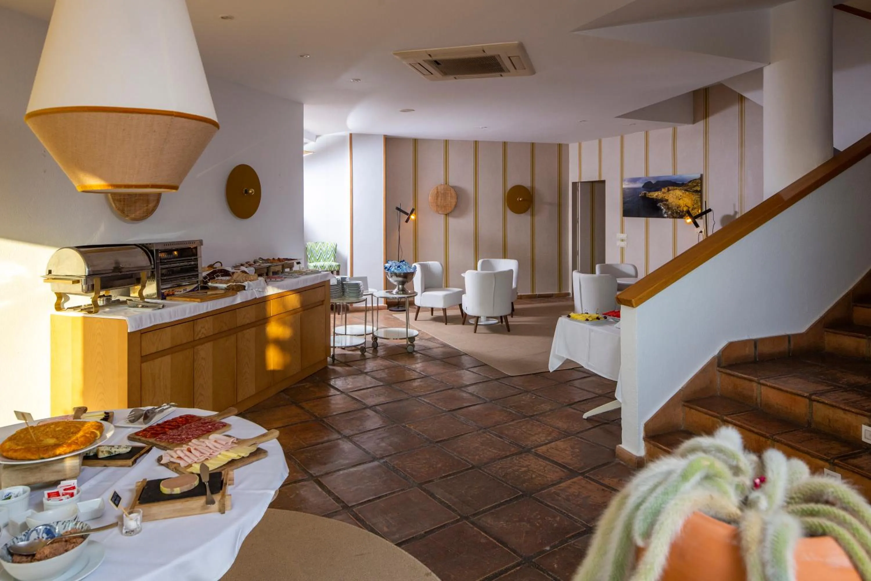 Restaurant/places to eat in Boutique Hotel El Tio Kiko