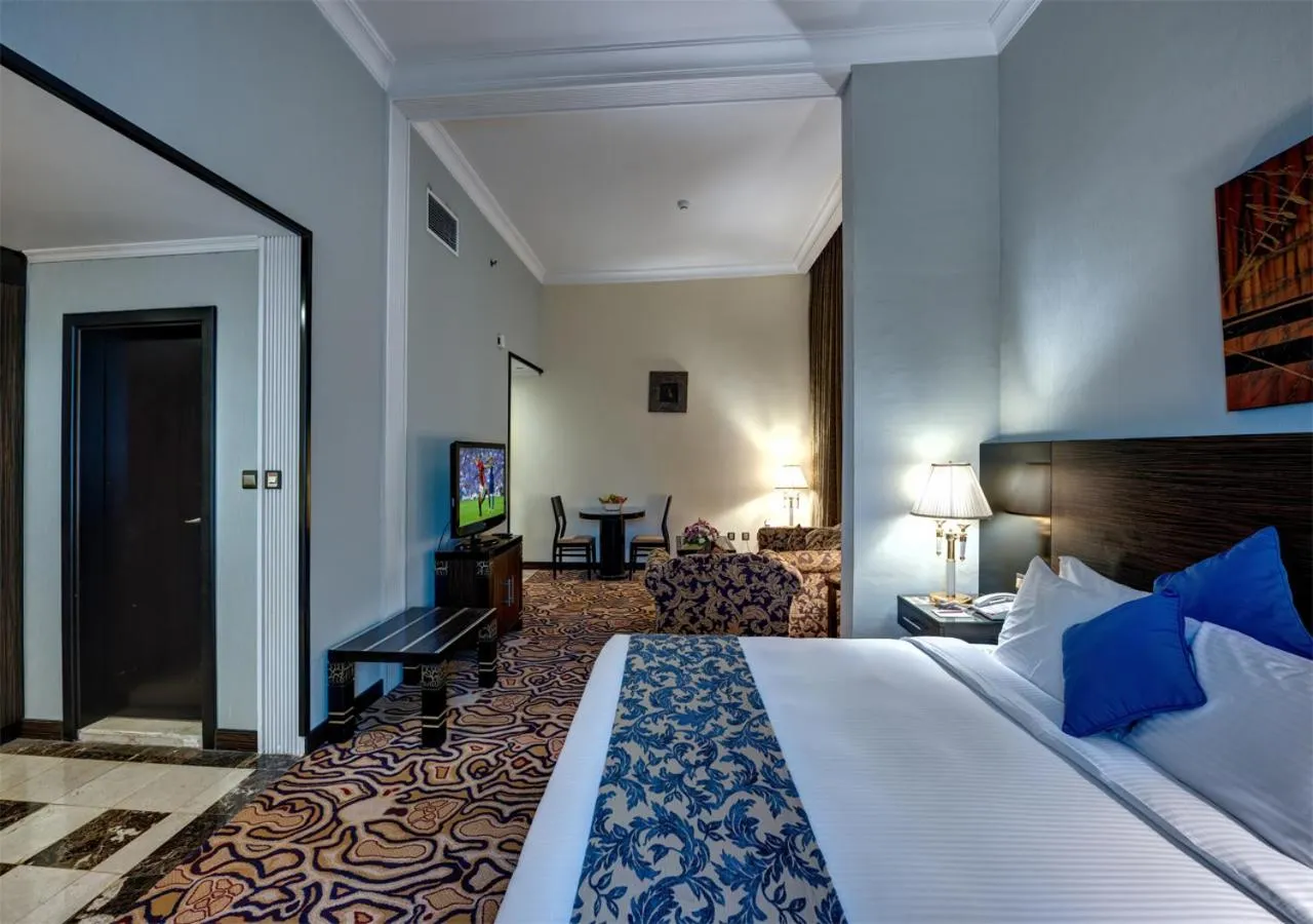 Bedroom, Bed in Sharjah Palace Hotel