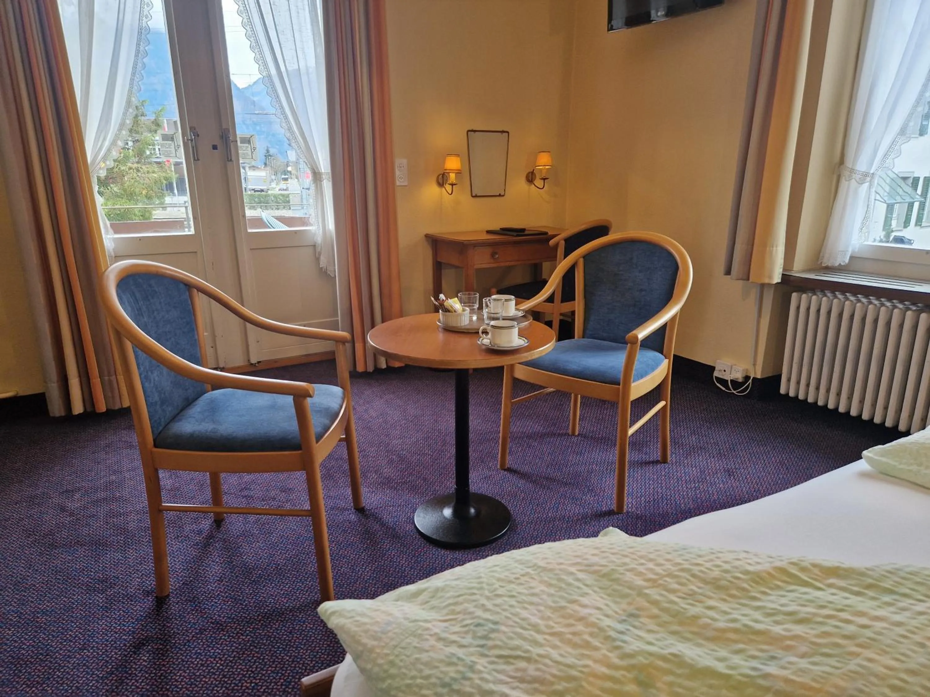 Bed in Hotel Du Lac