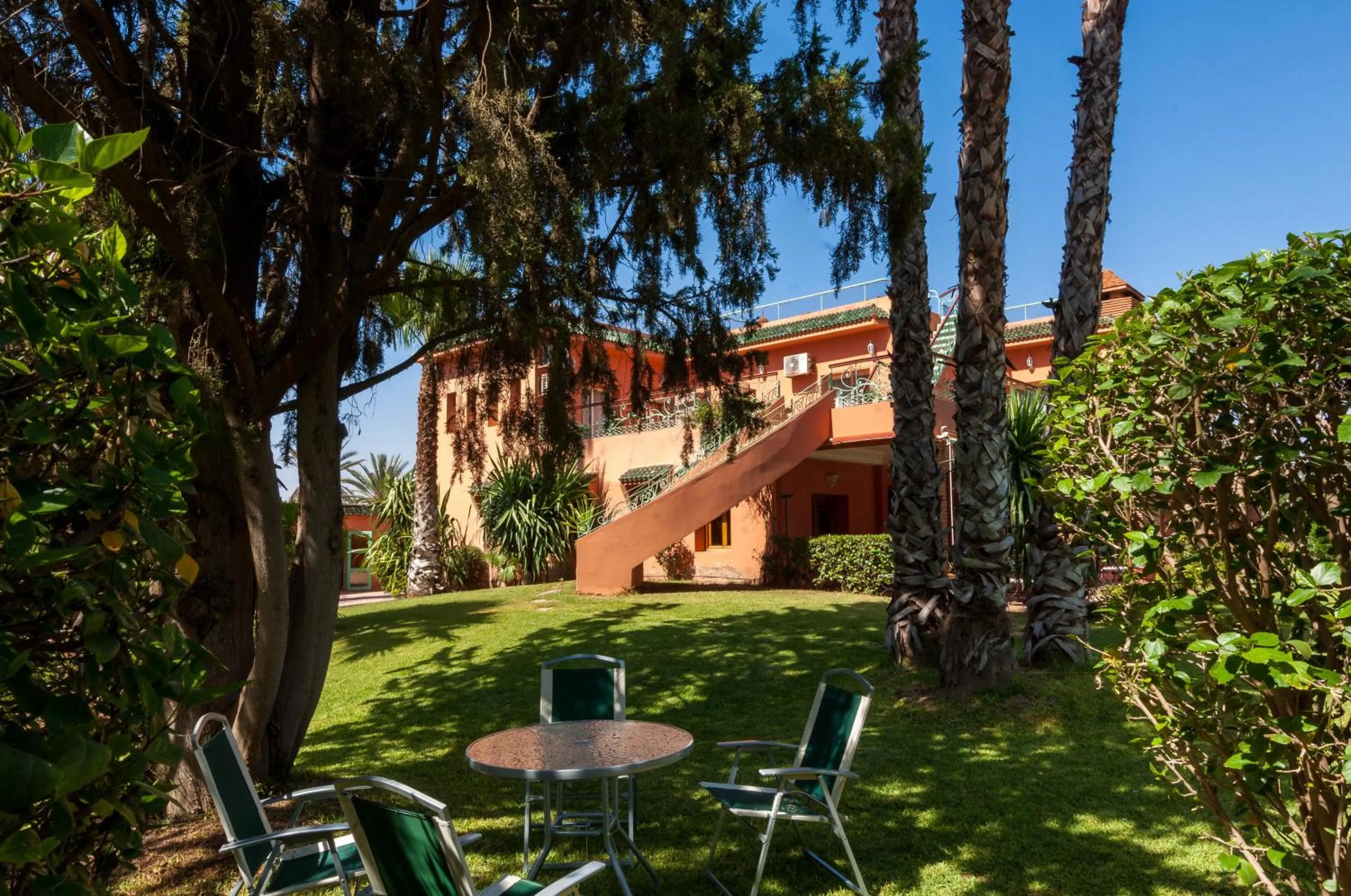 Garden in Villa Des 3 Golfs