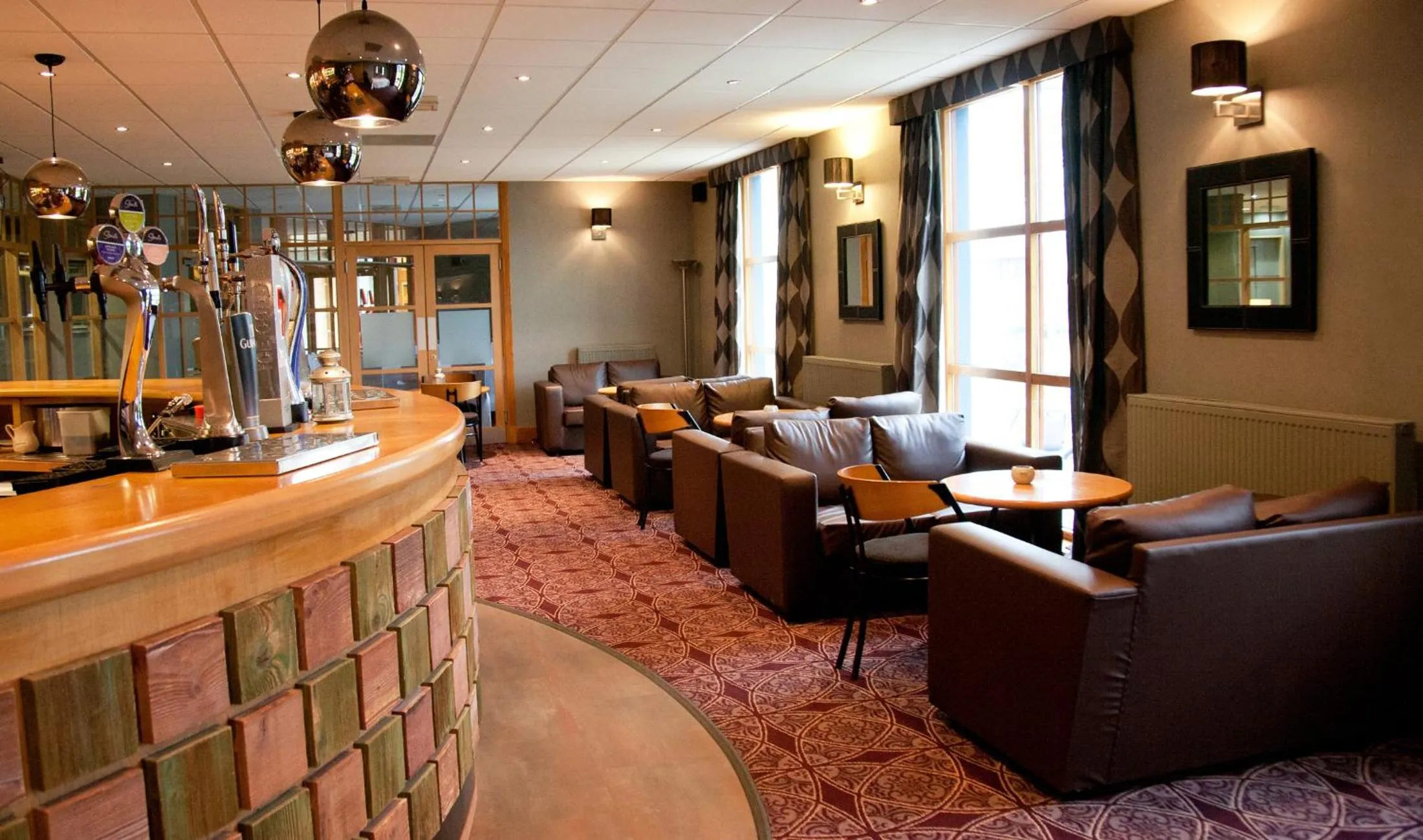Lounge or bar in Castlecary House Hotel