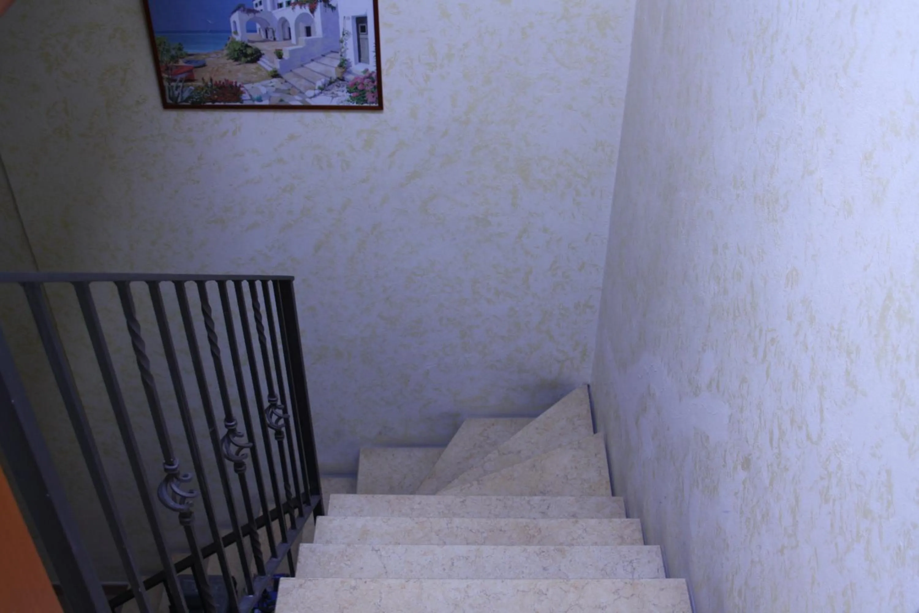 Decorative detail in CityGuestHouse Catanzaro