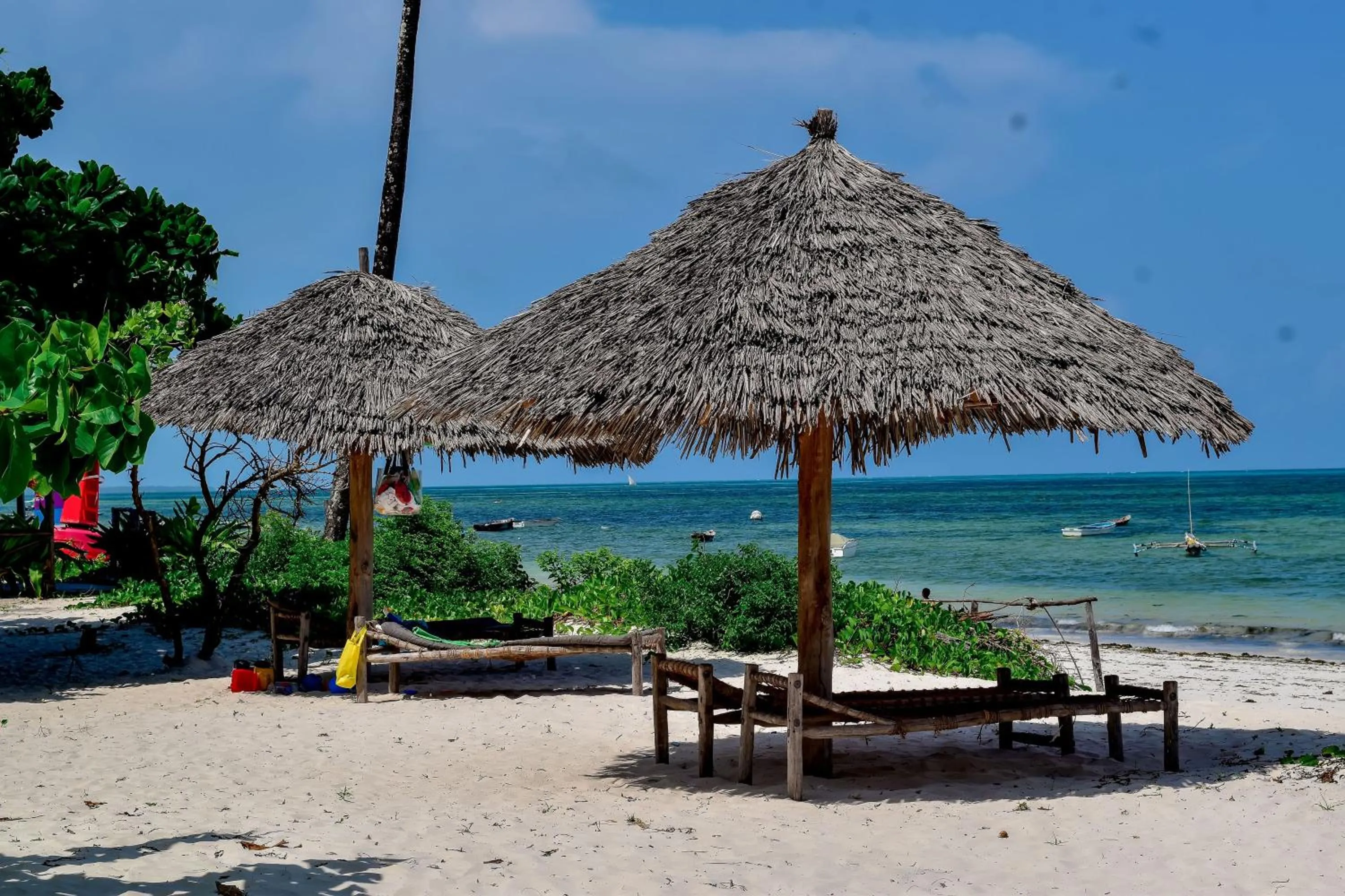 Beach in Blue Earth Beach Bungalow