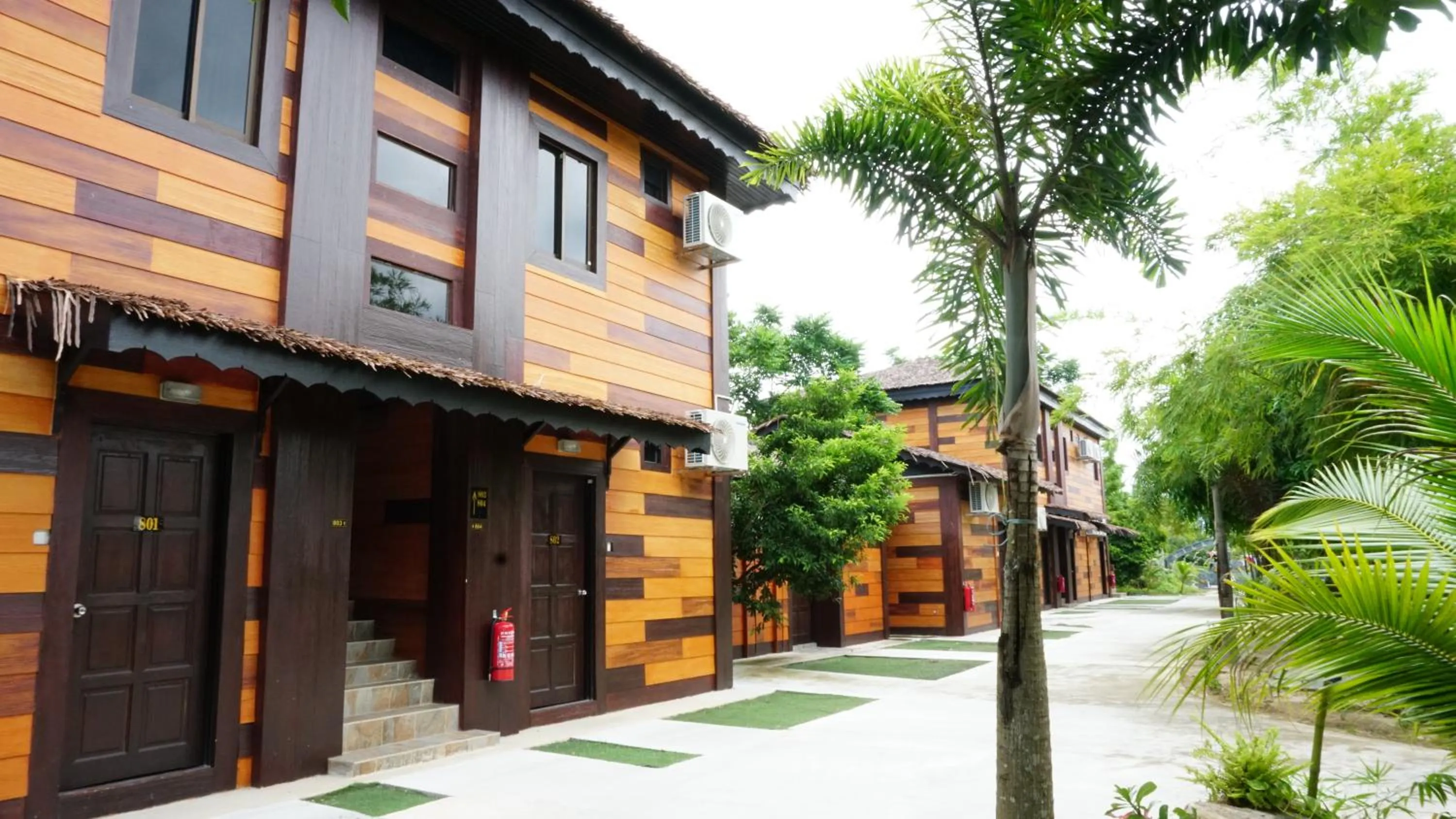 Property building in De Baron Resort