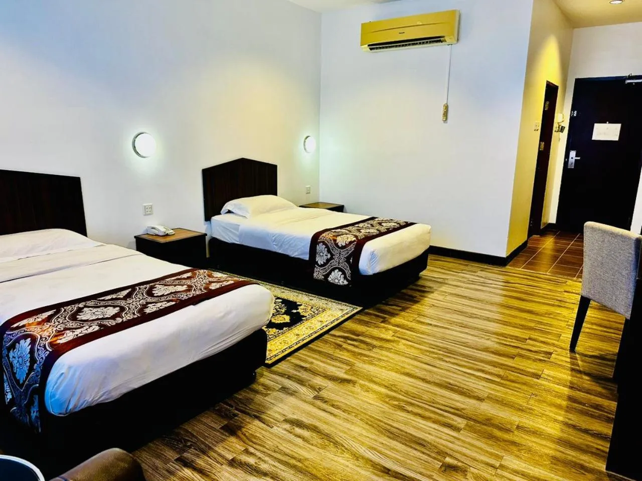 Bed in De Baron Resort