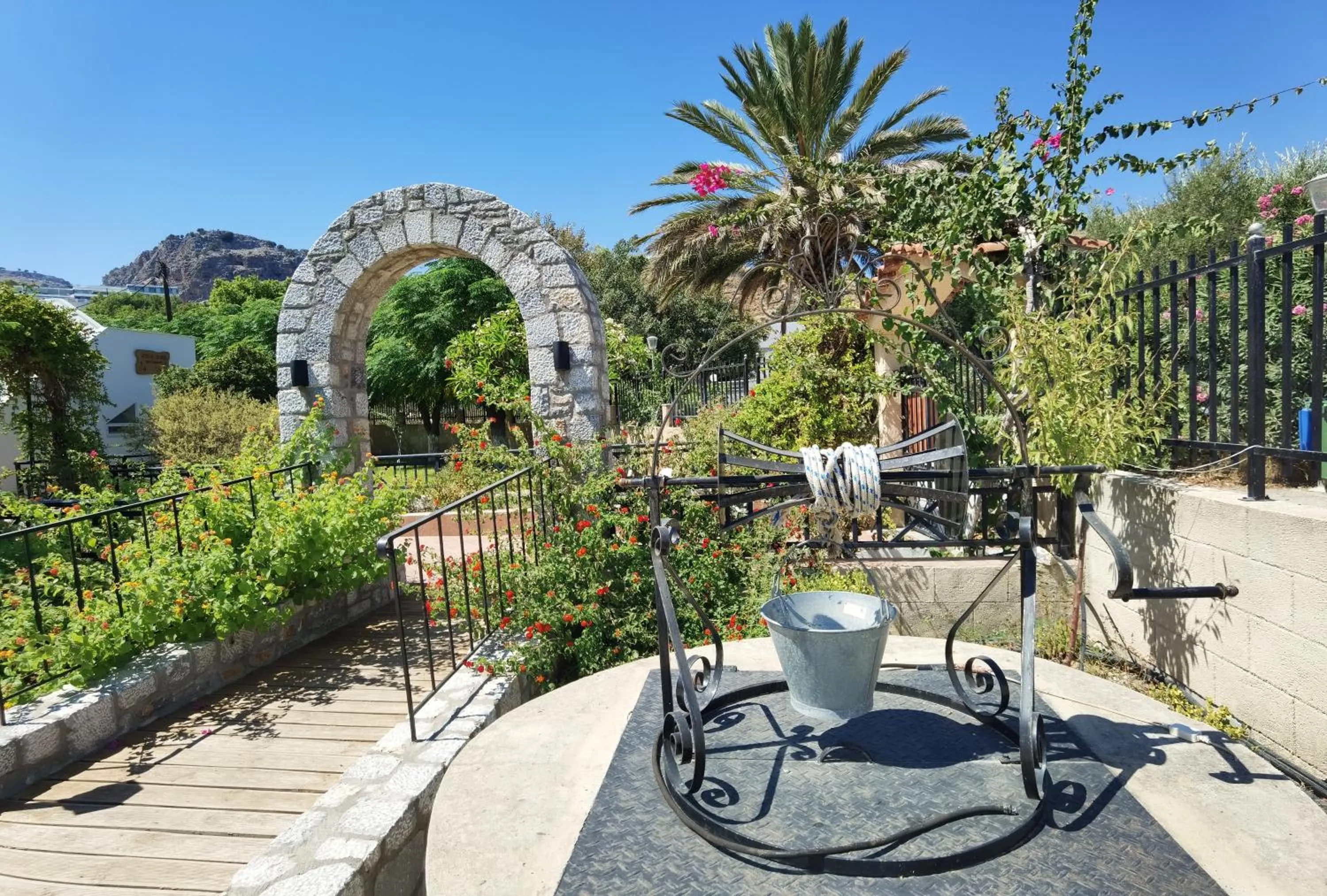 Garden in Vlycha Beach Apartments