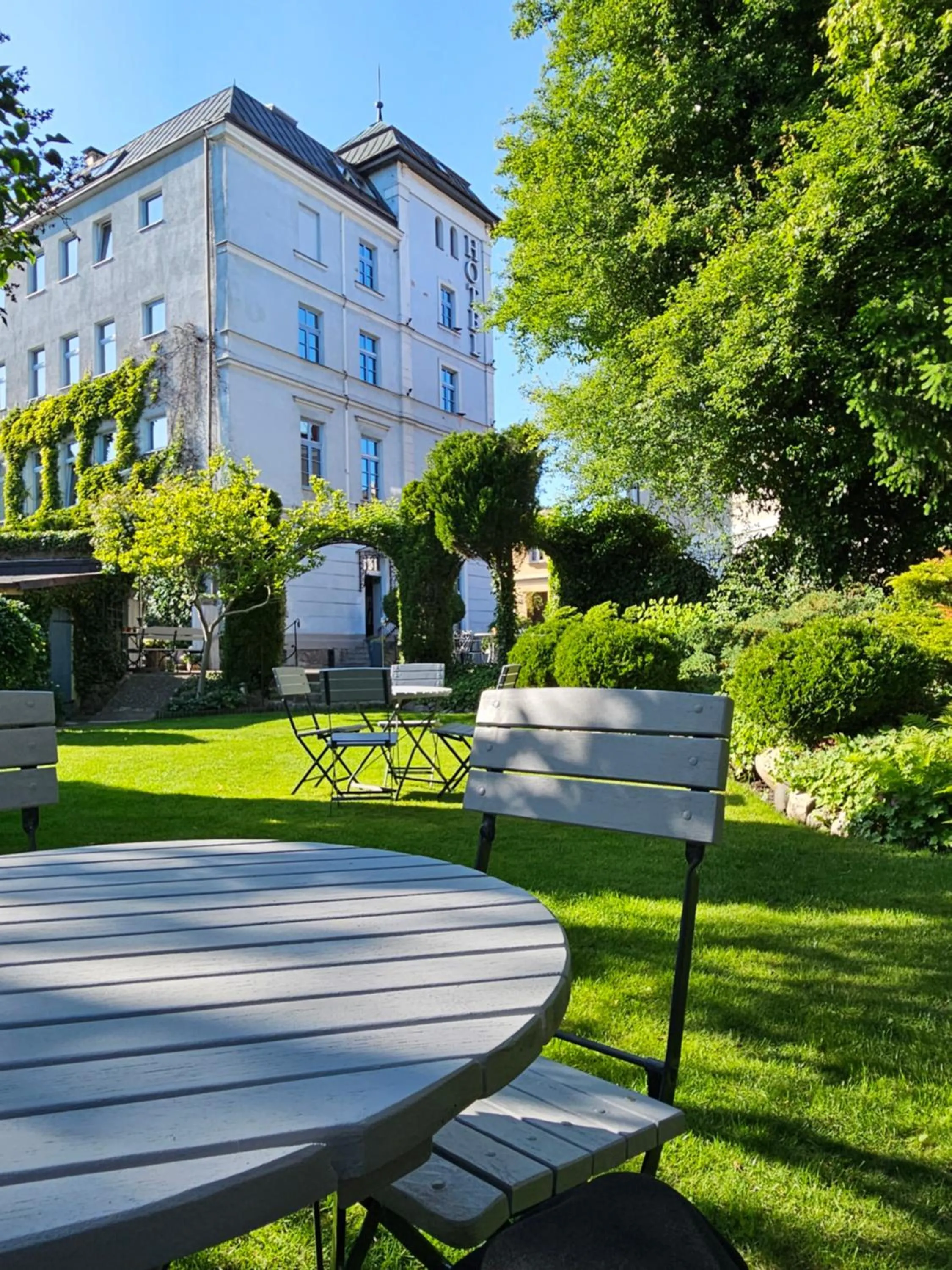 Spring in Hotel Marmułowski